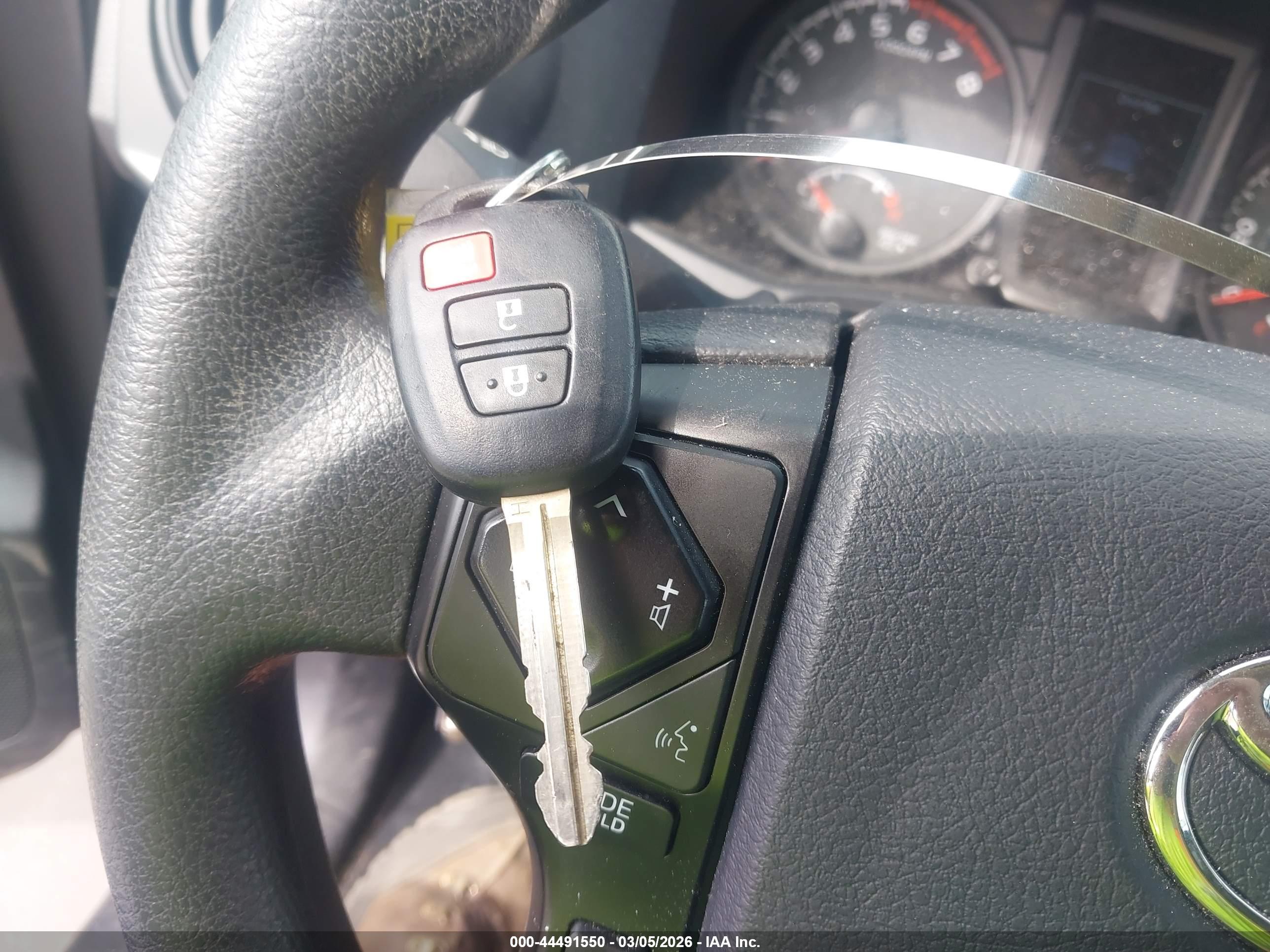TOYOTA TACOMA image 11