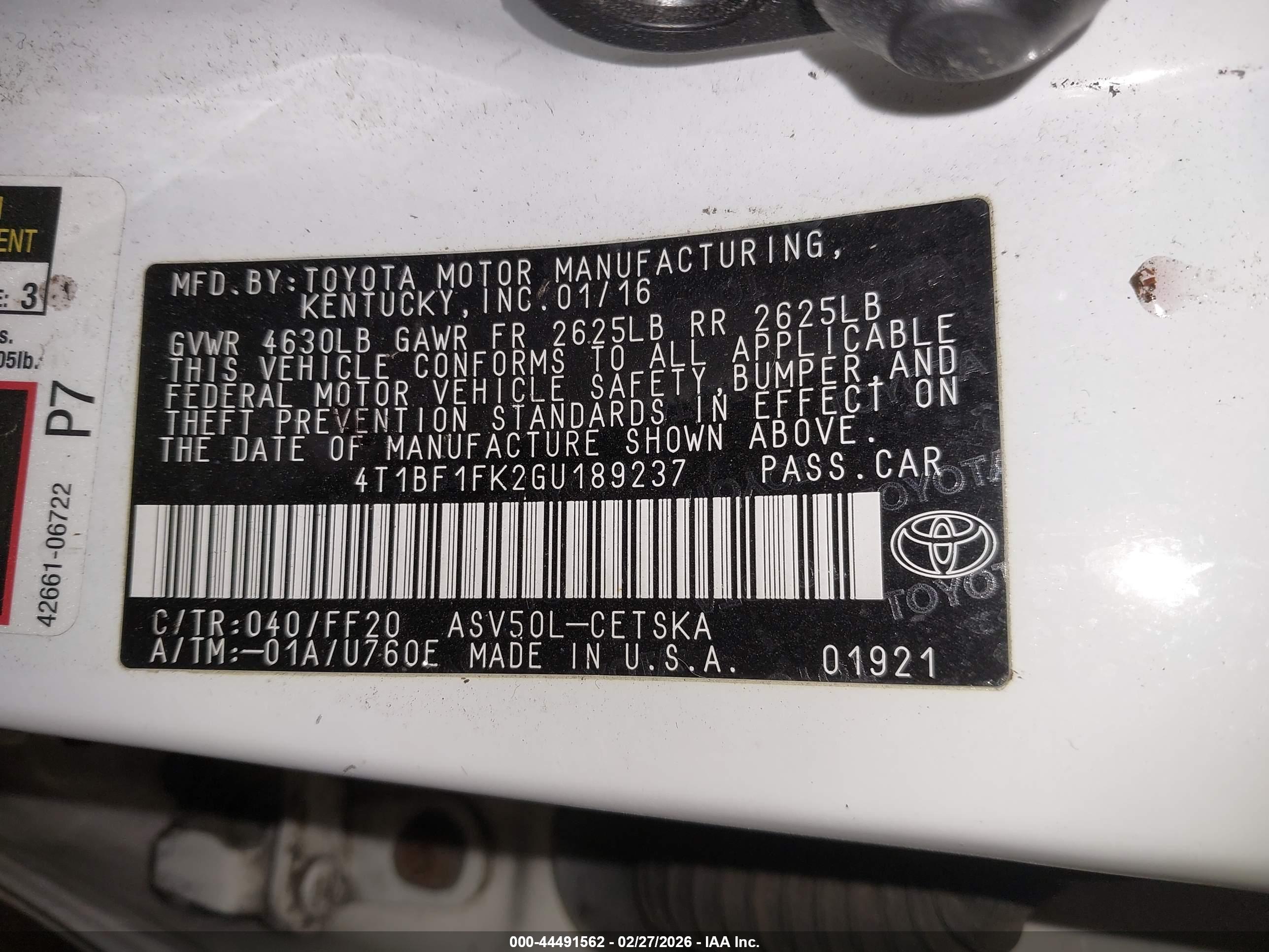 TOYOTA CAMRY image 9