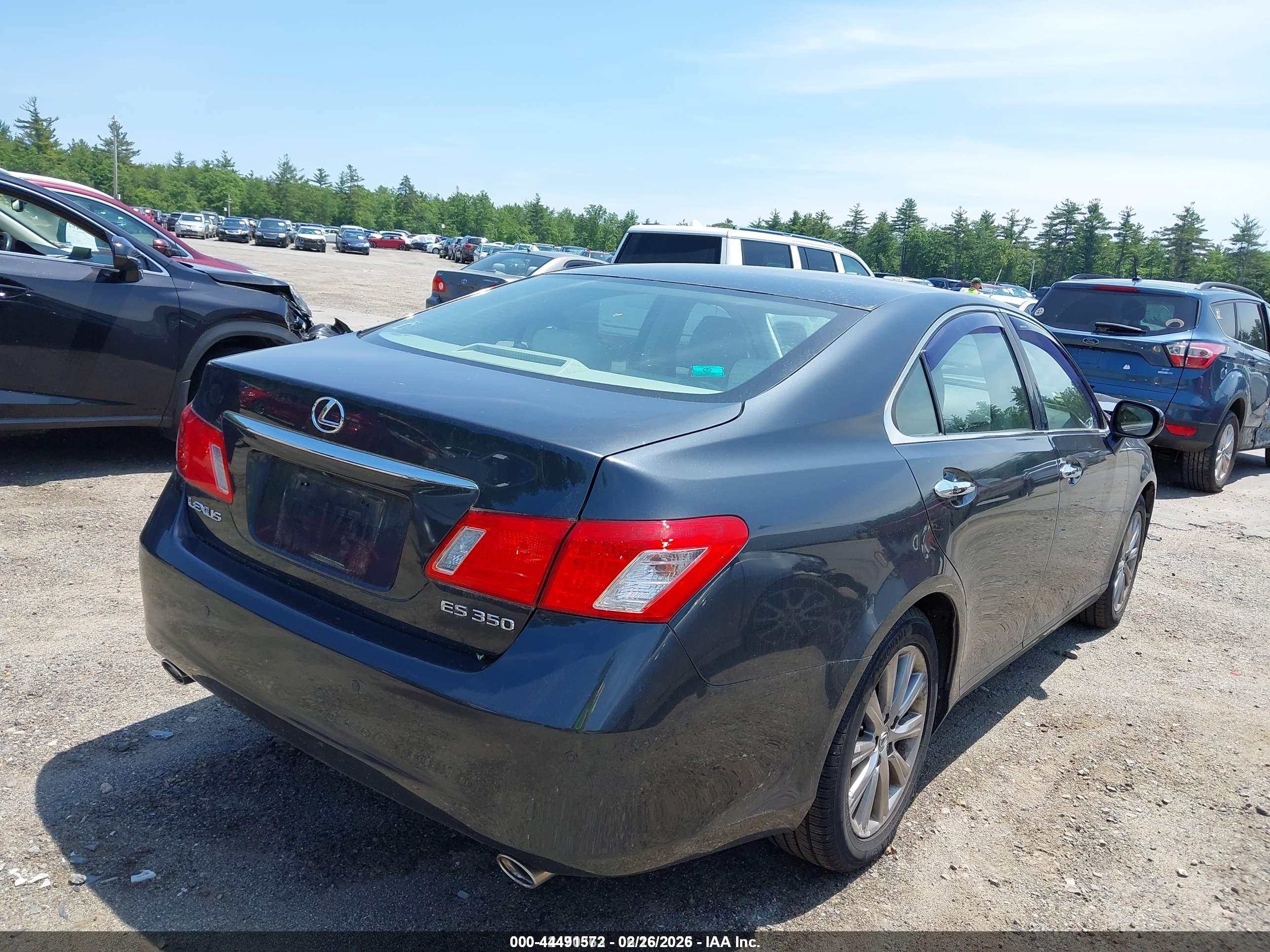 LEXUS ES image 4