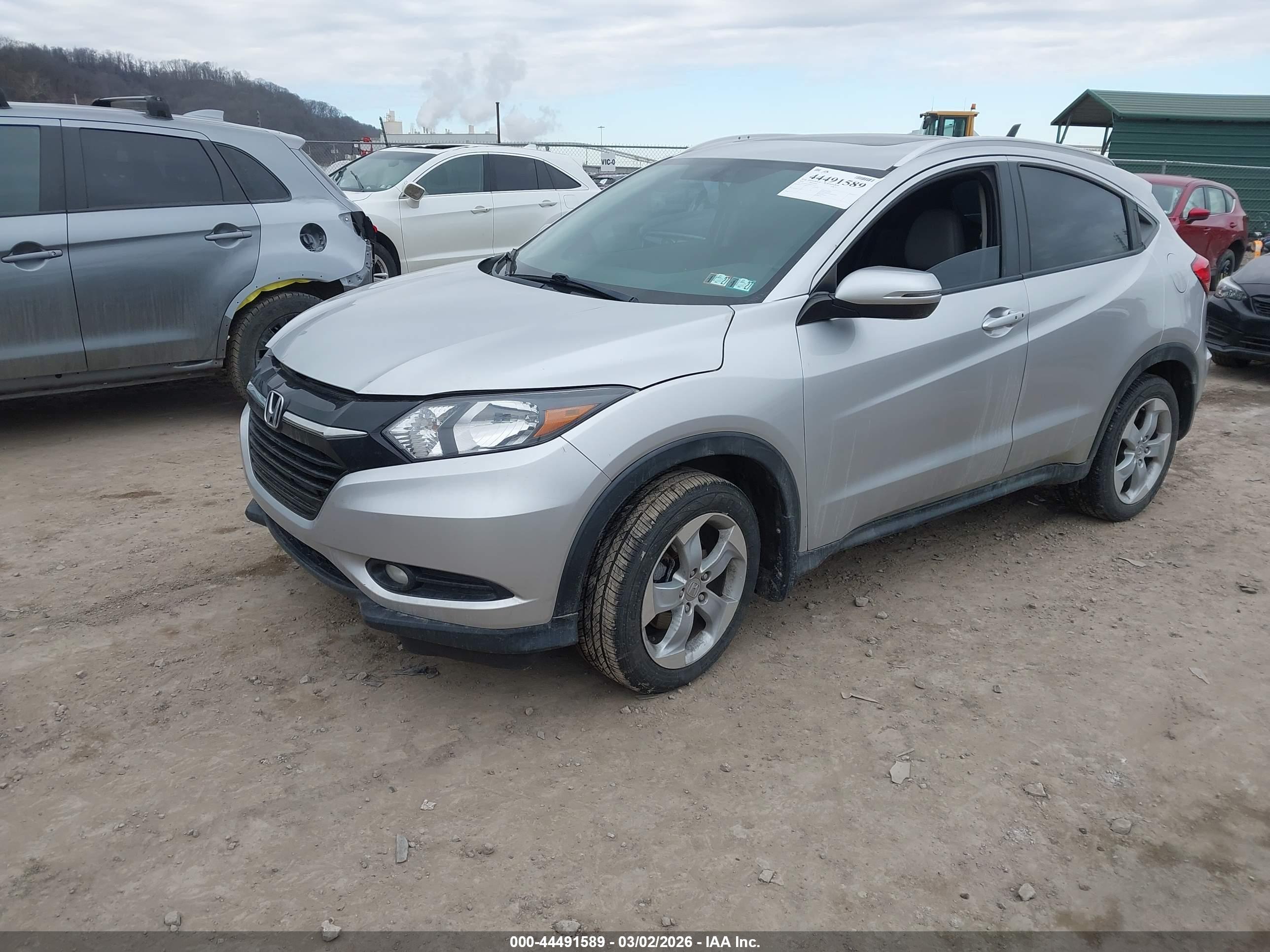 HONDA HR-V image 2