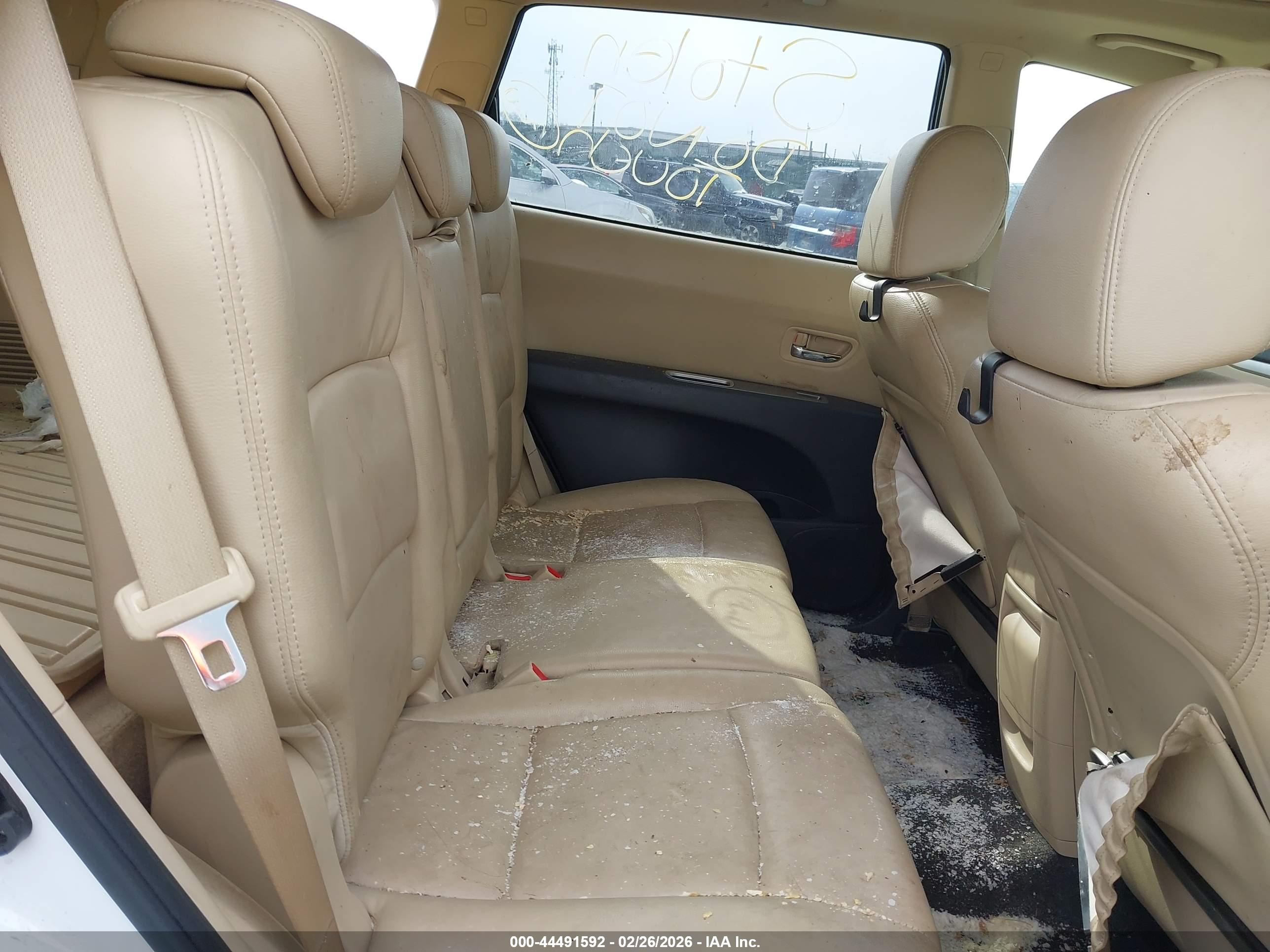 SUBARU TRIBECA image 8