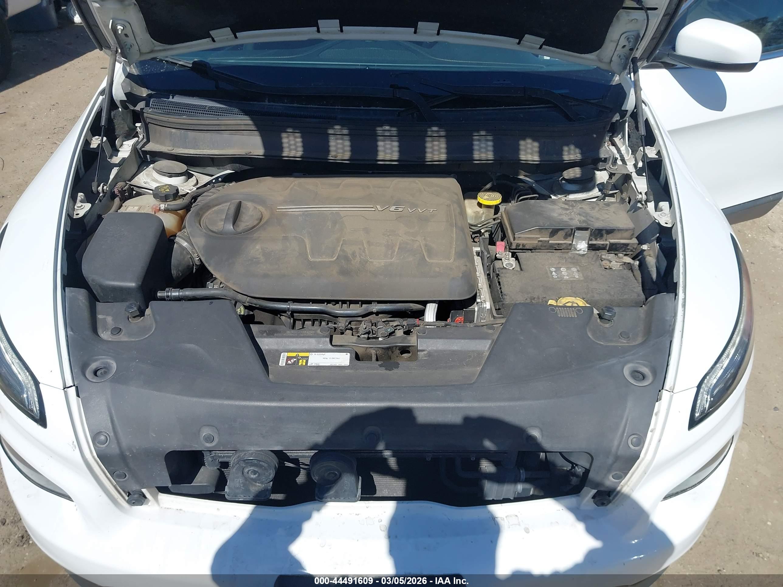 JEEP CHEROKEE image 10