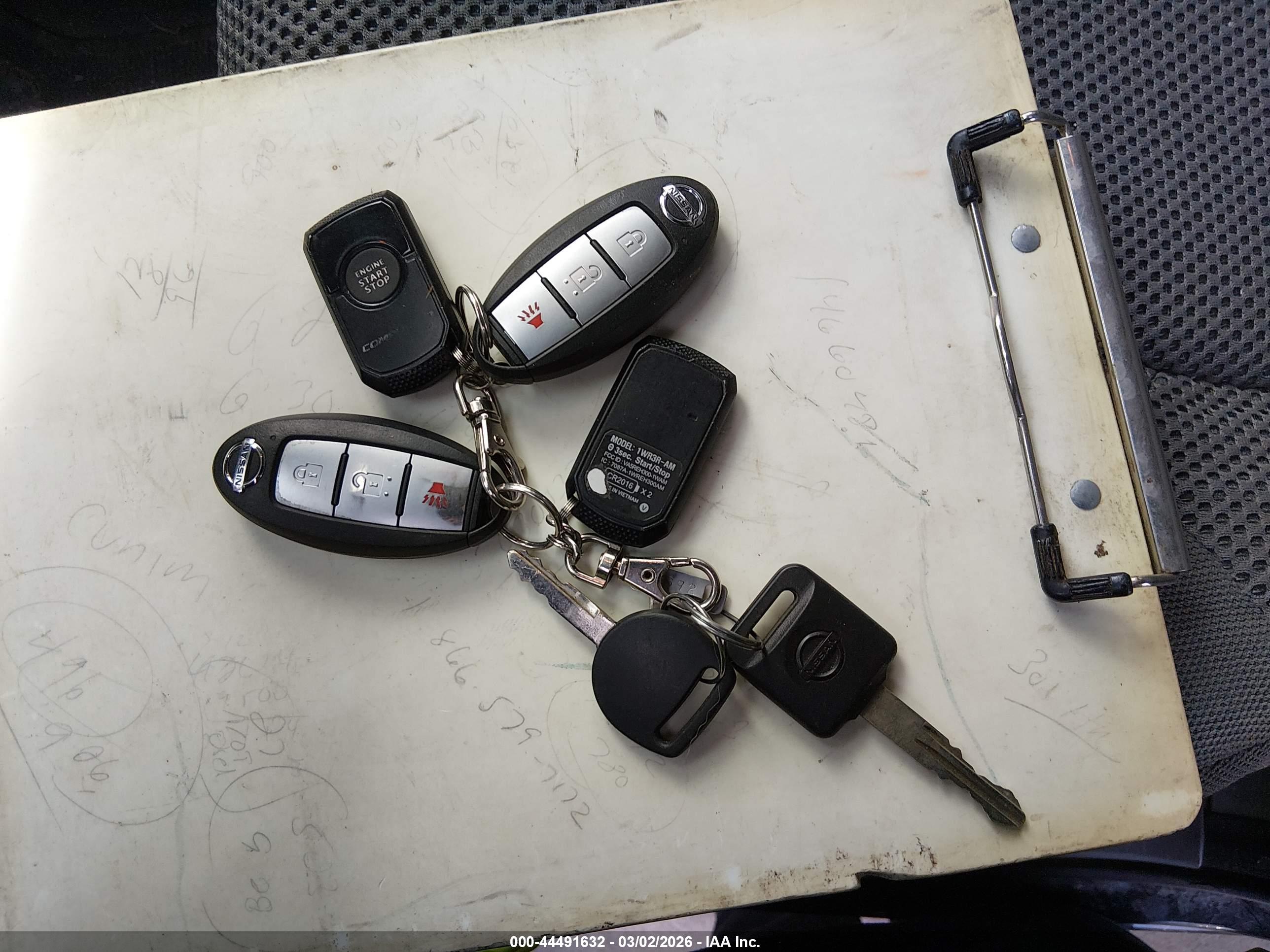 NISSAN FRONTIER image 11
