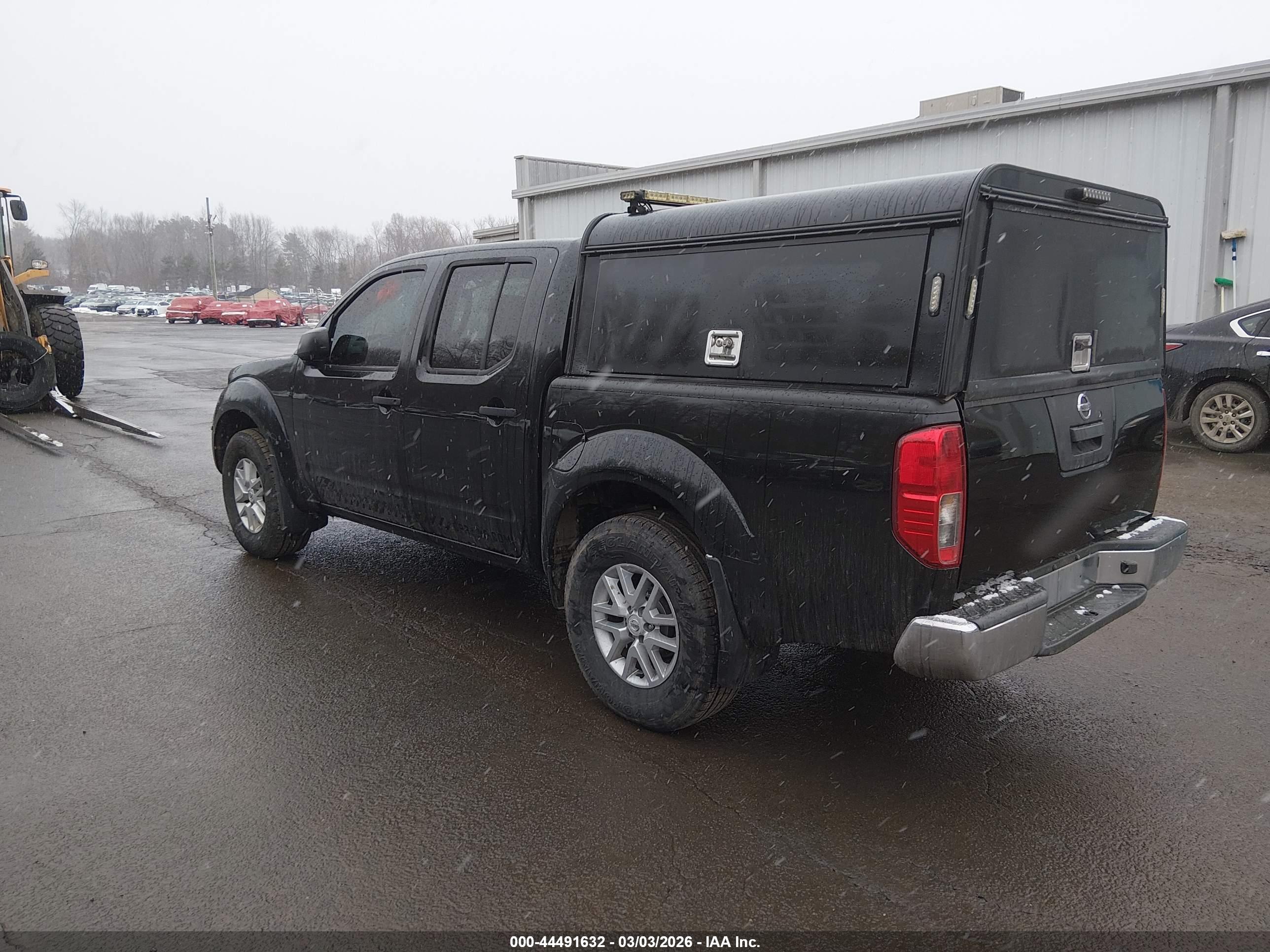 NISSAN FRONTIER image 3