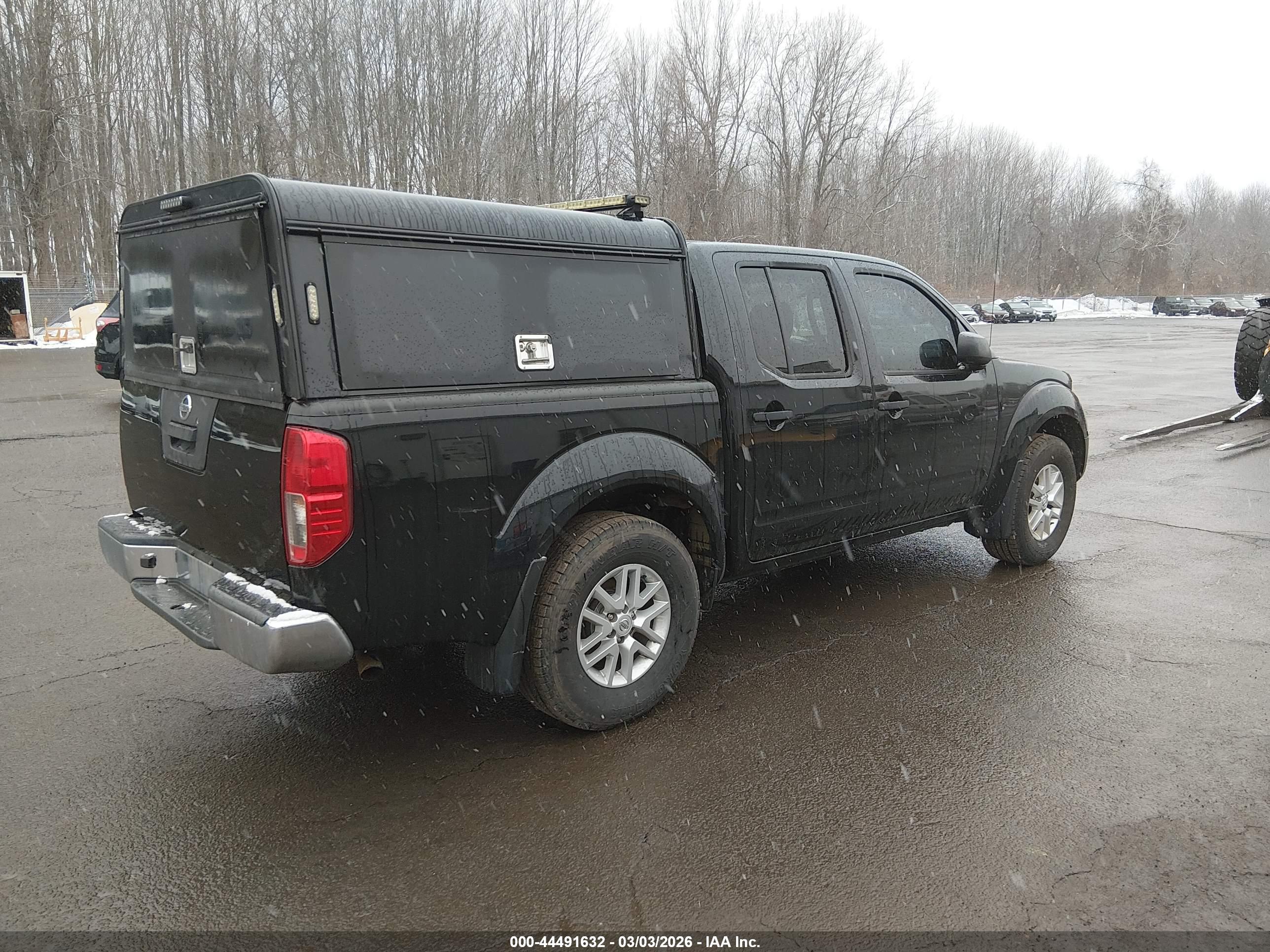 NISSAN FRONTIER image 4