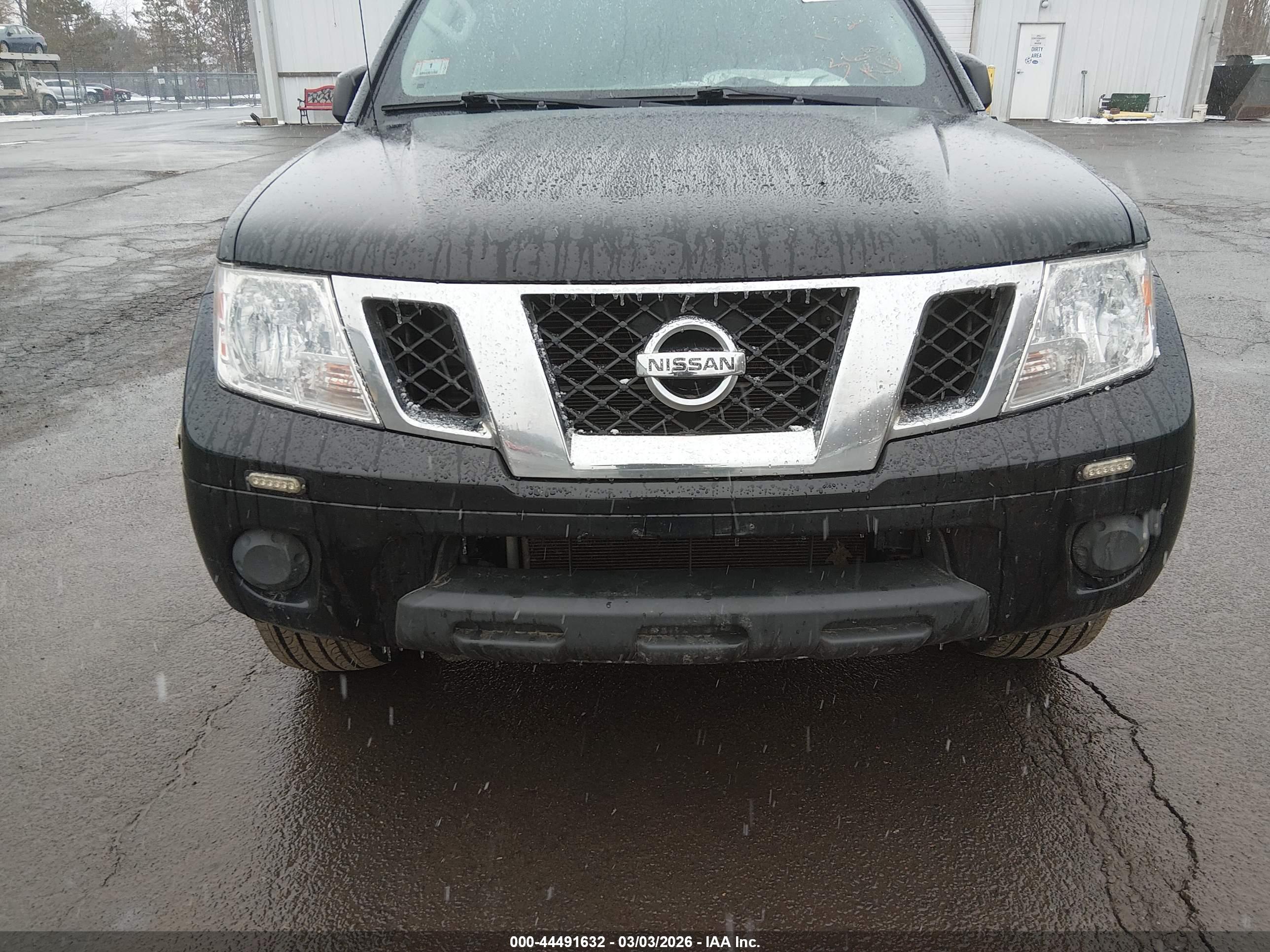 NISSAN FRONTIER image 6