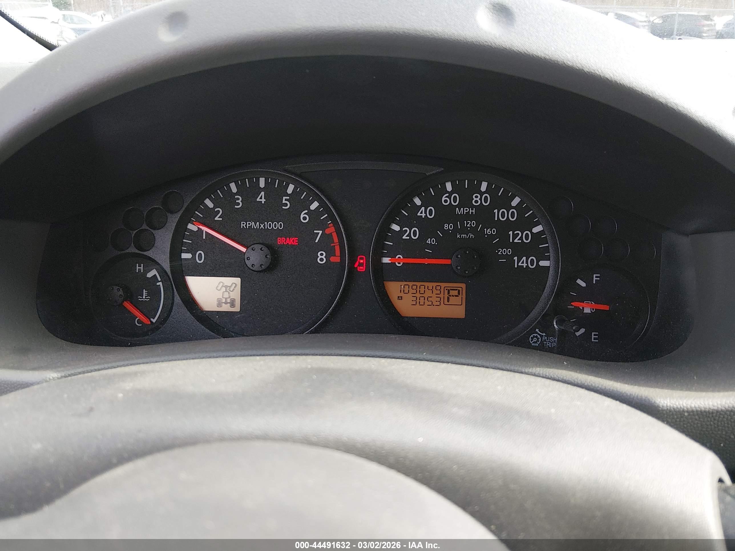 NISSAN FRONTIER image 7