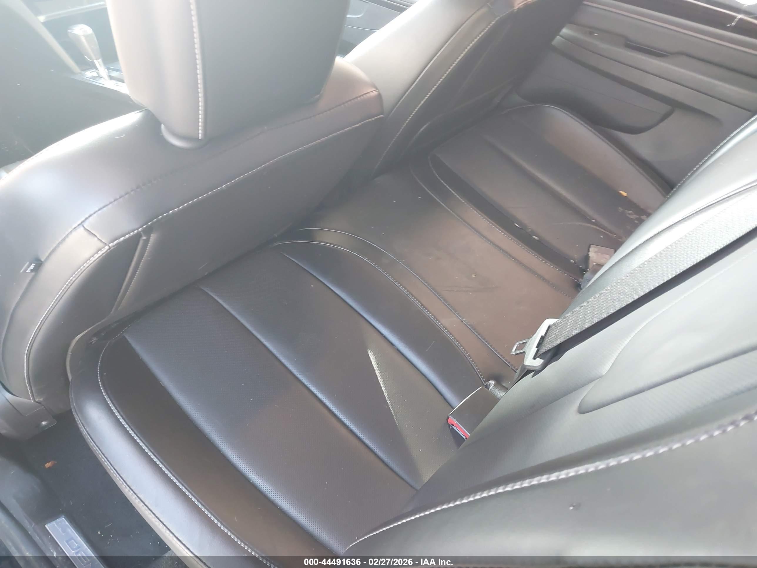 GMC TERRAIN image 8