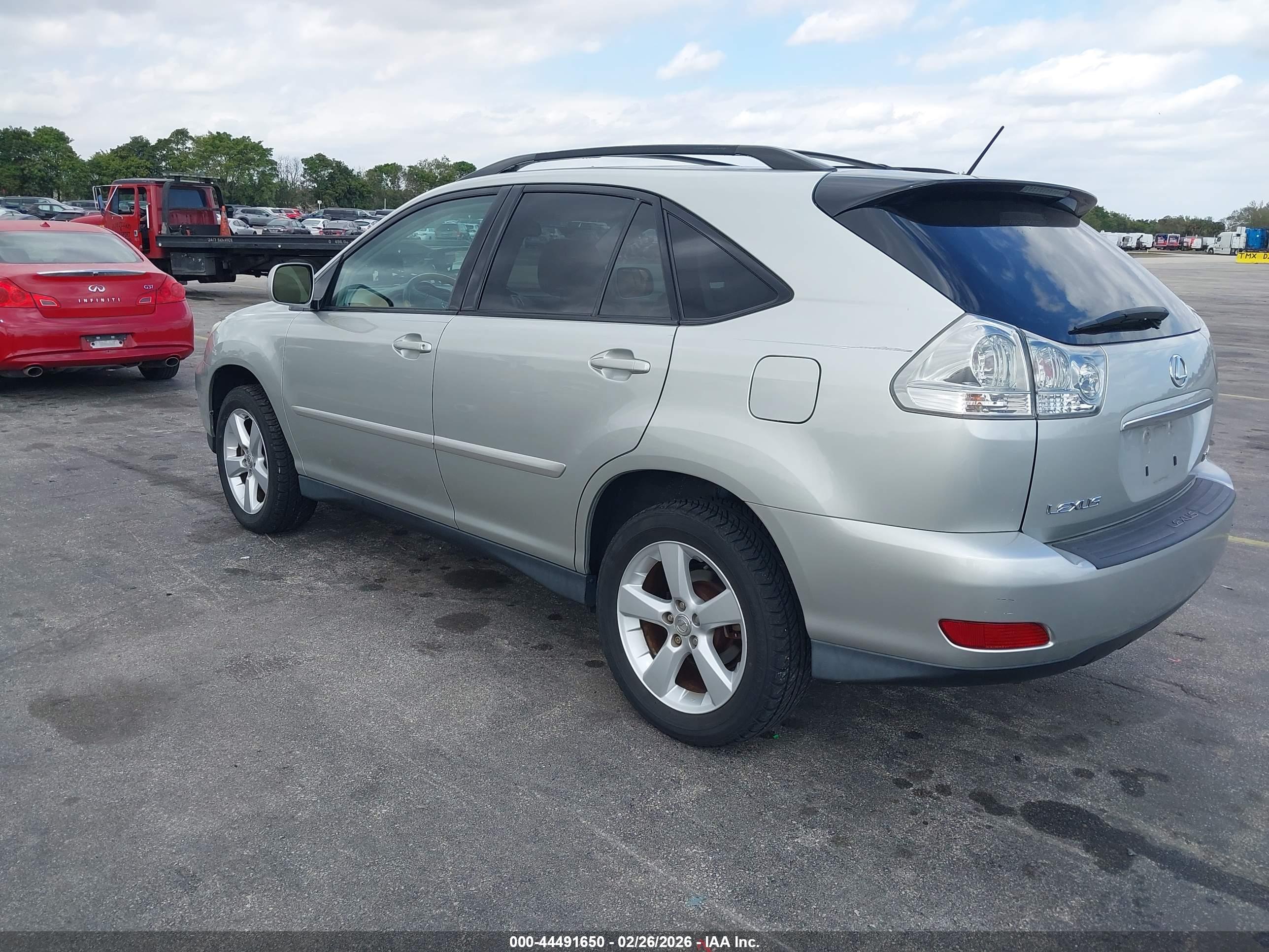 LEXUS RX image 3
