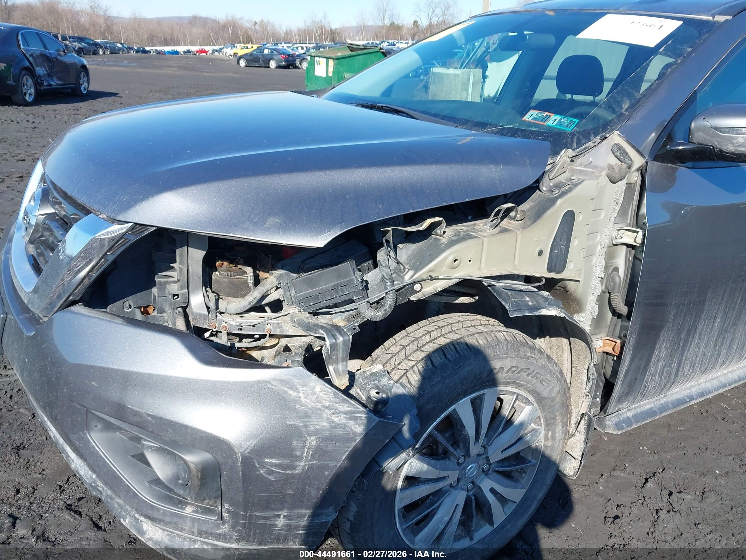 NISSAN PATHFINDER image 6