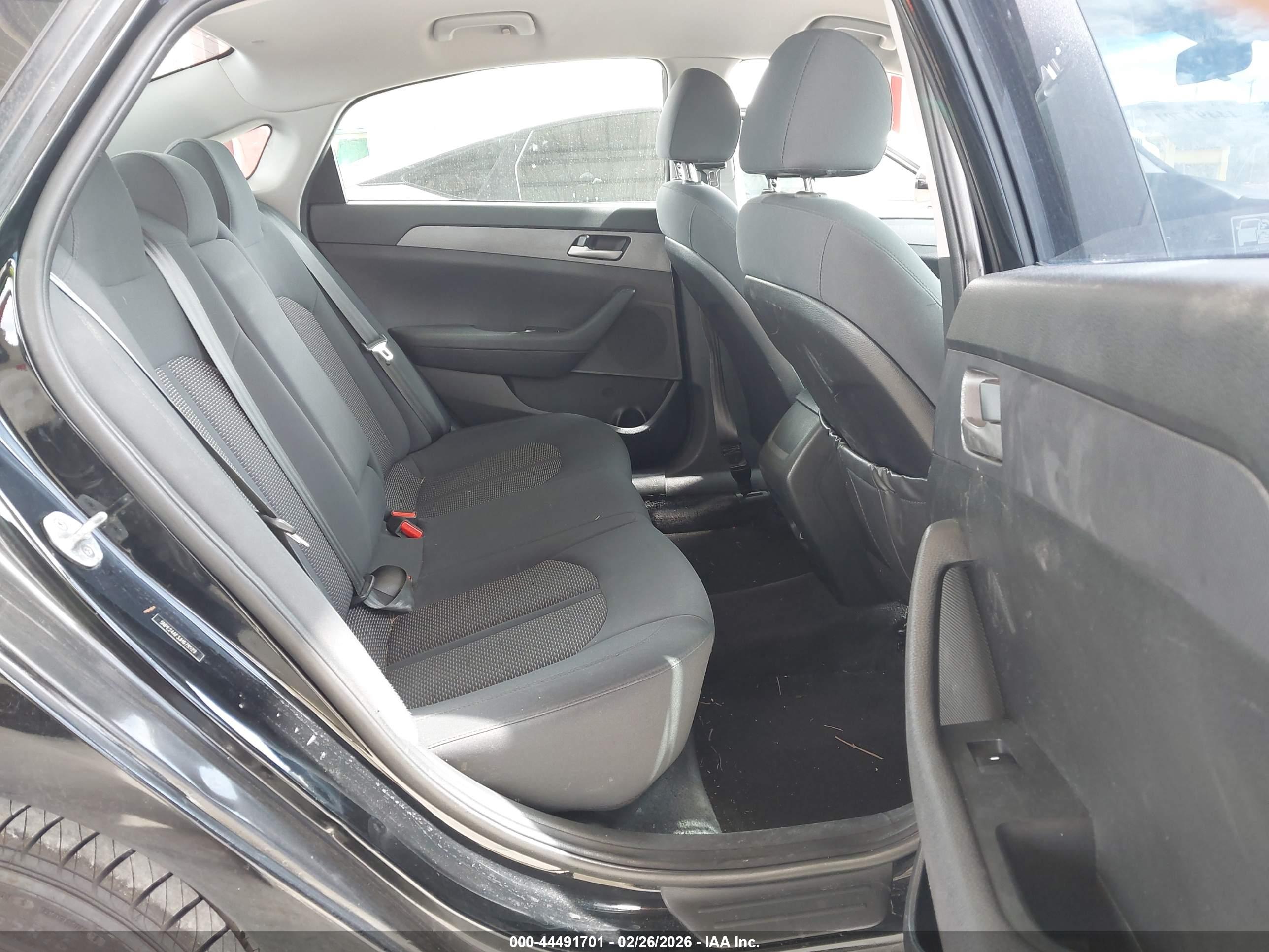 HYUNDAI SONATA image 8