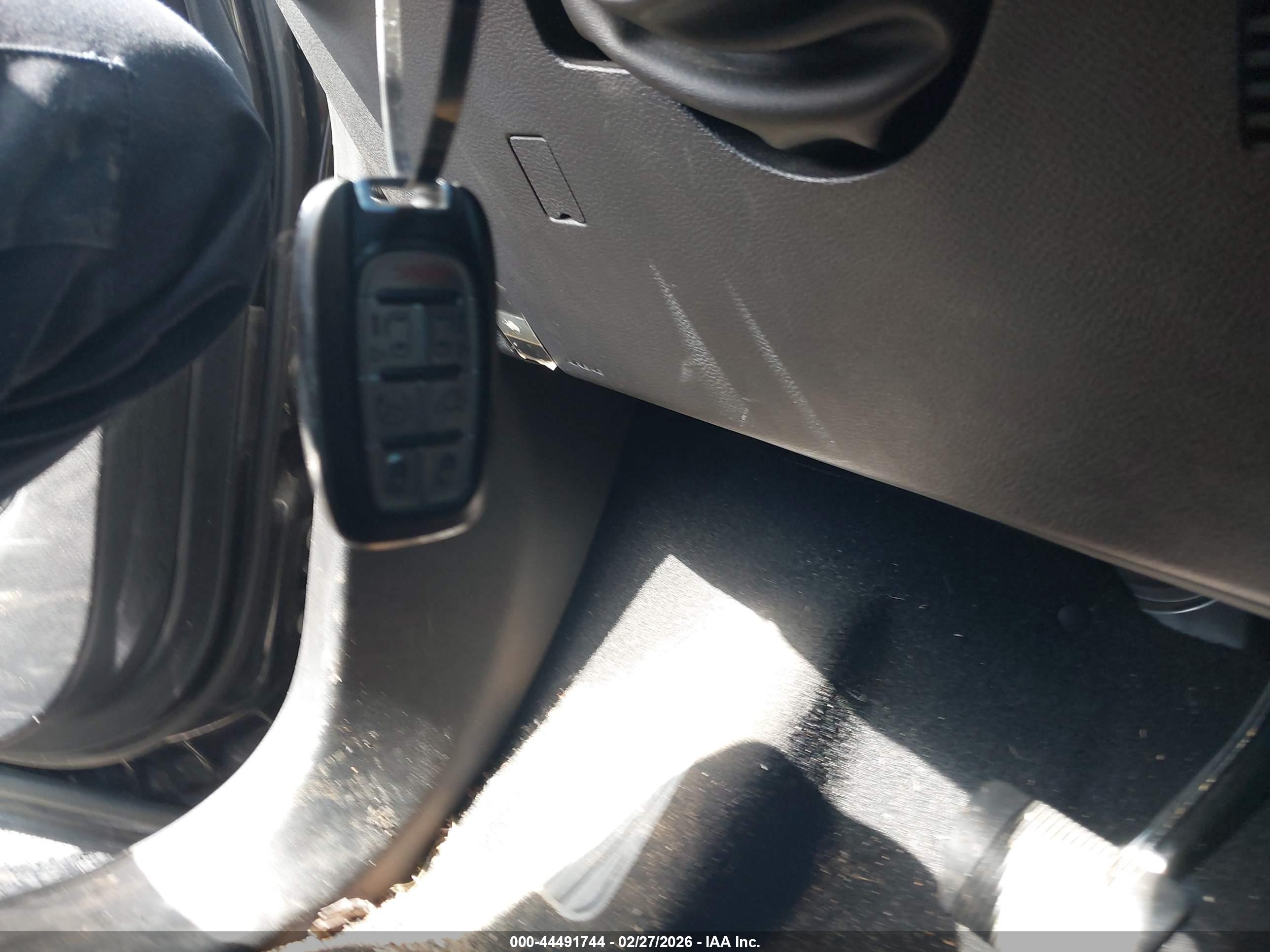 CHRYSLER PACIFICA image 11