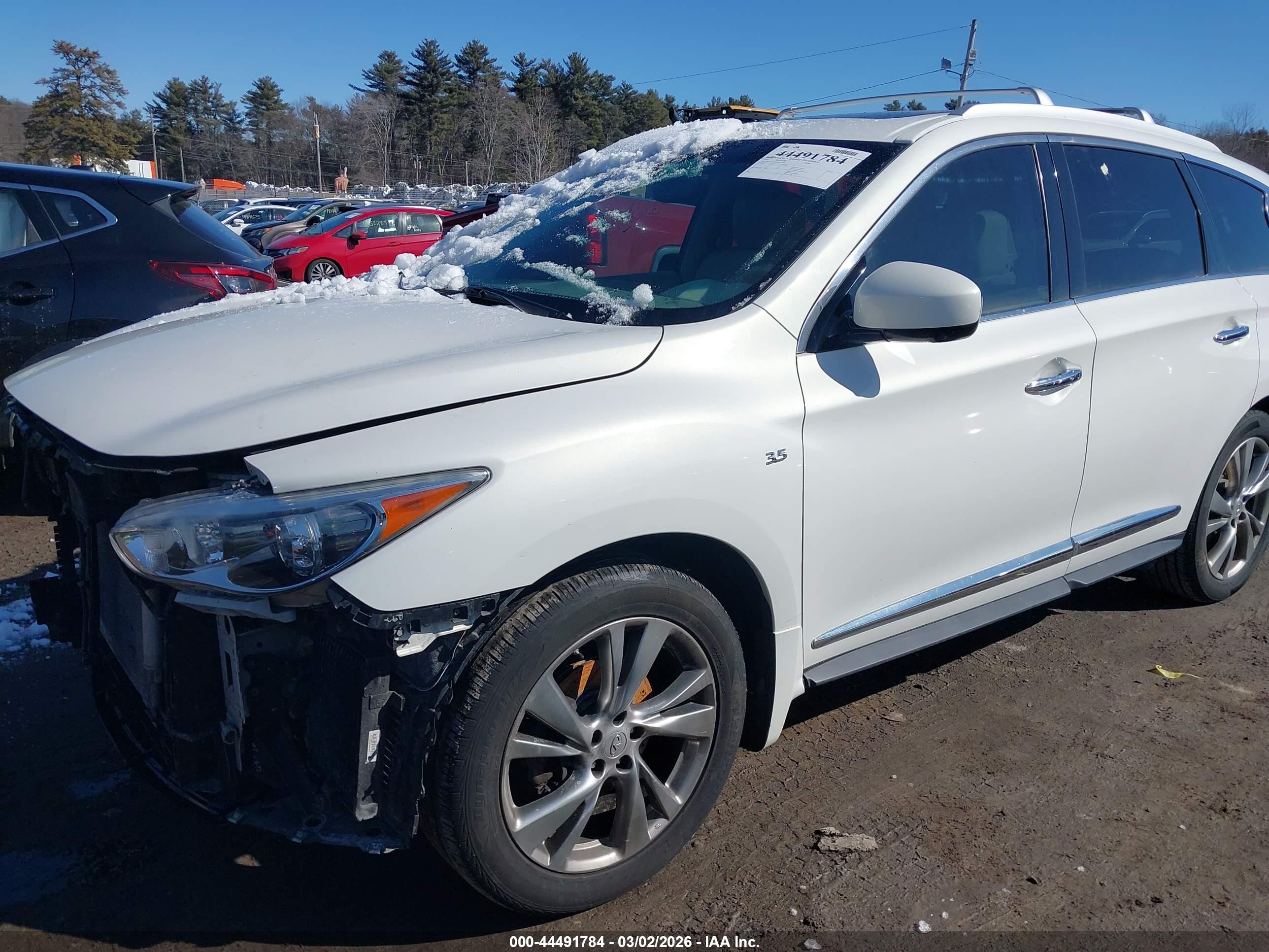 INFINITI QX60 image 2