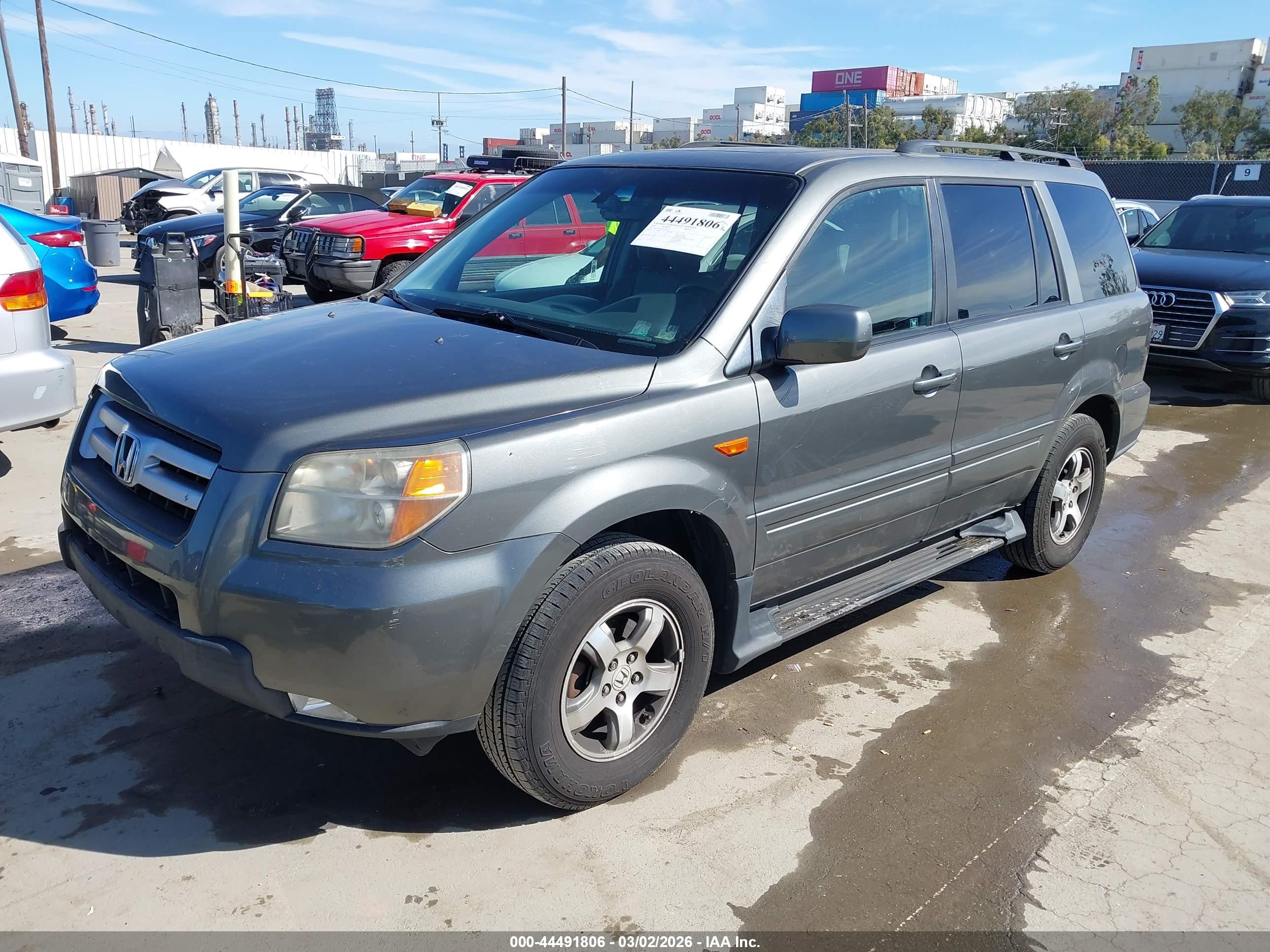 HONDA PILOT image 2