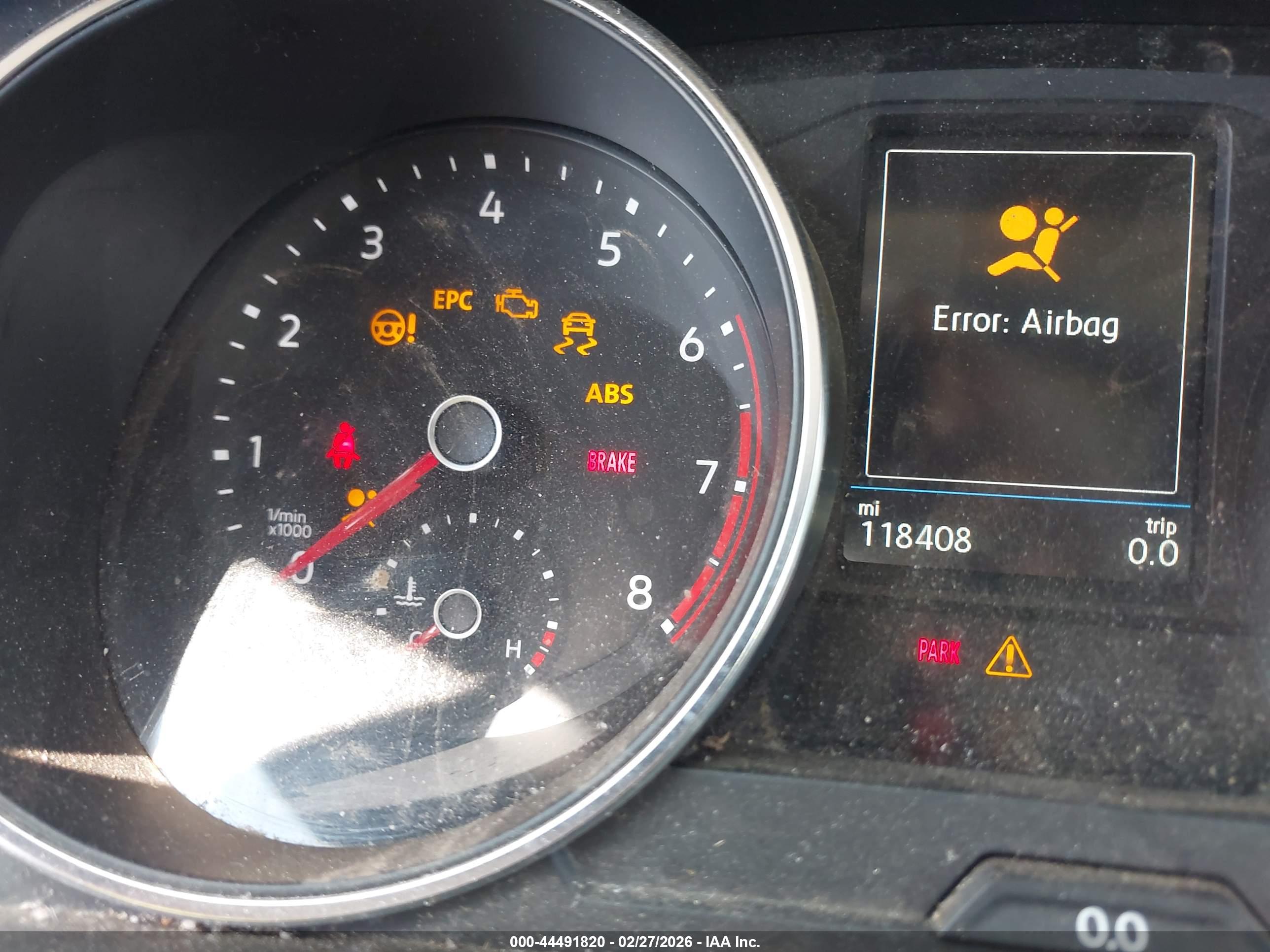 VOLKSWAGEN TIGUAN image 7