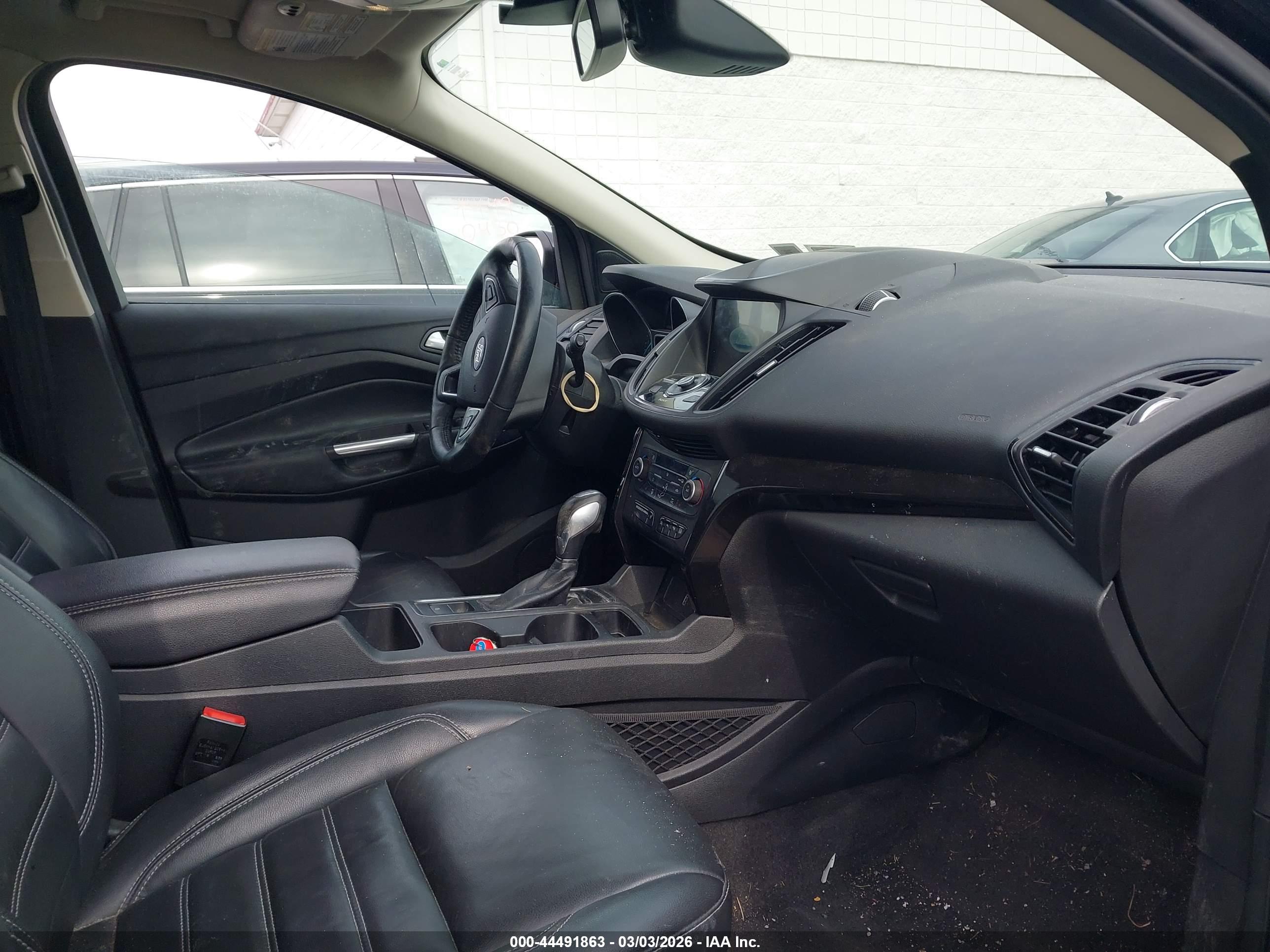FORD ESCAPE image 5