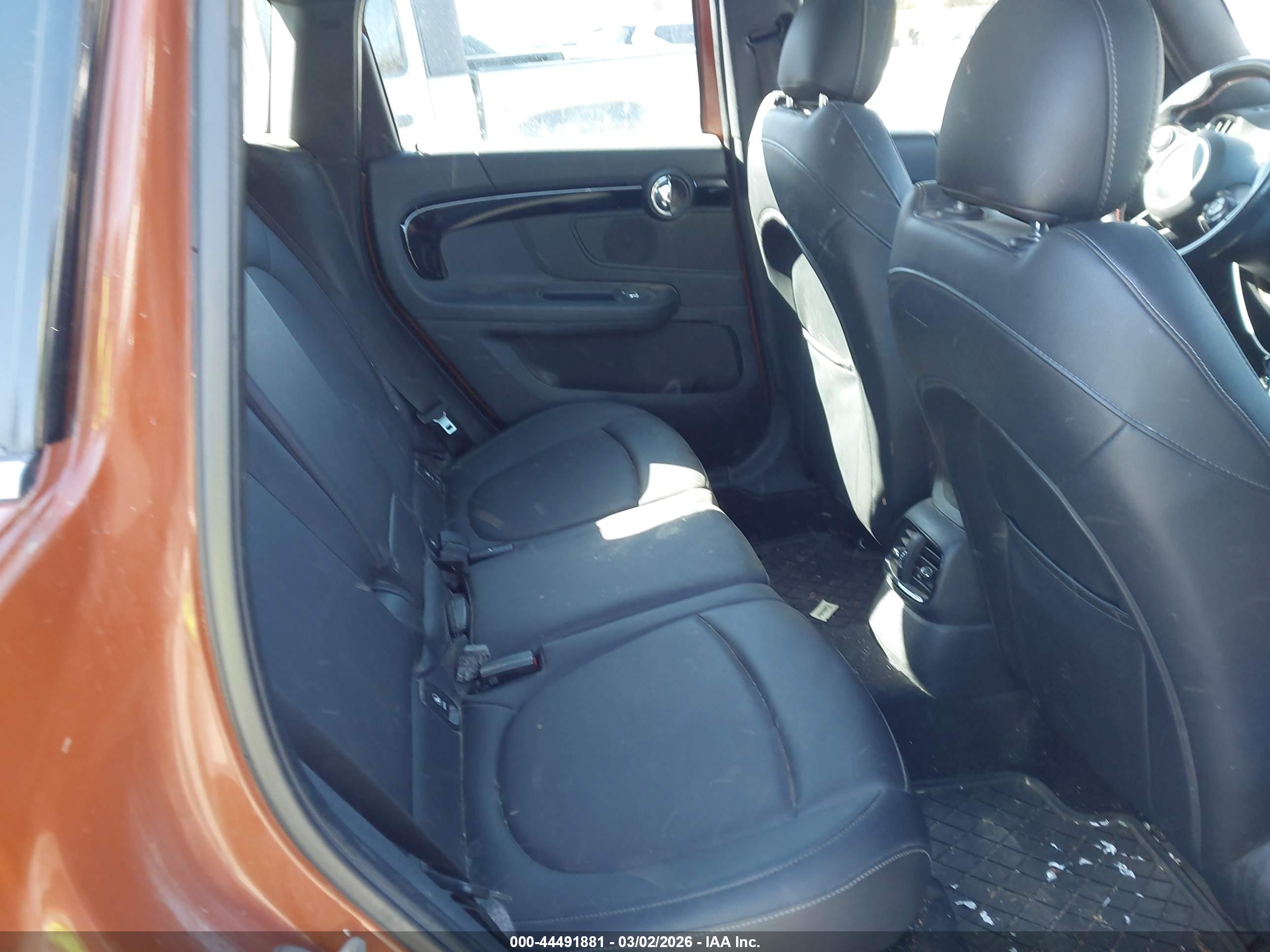 MINI COUNTRYMAN image 8