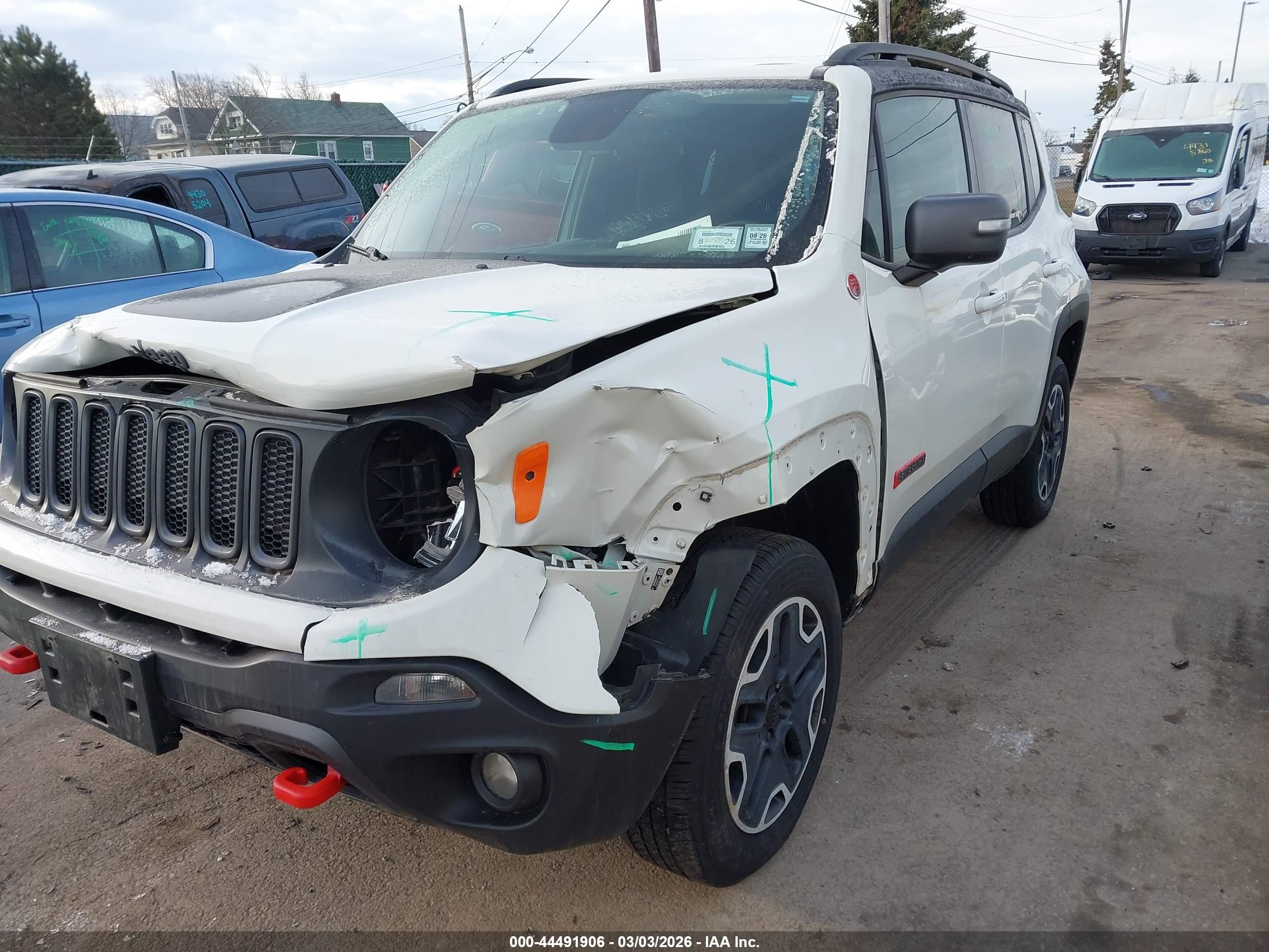 JEEP RENEGADE image 6