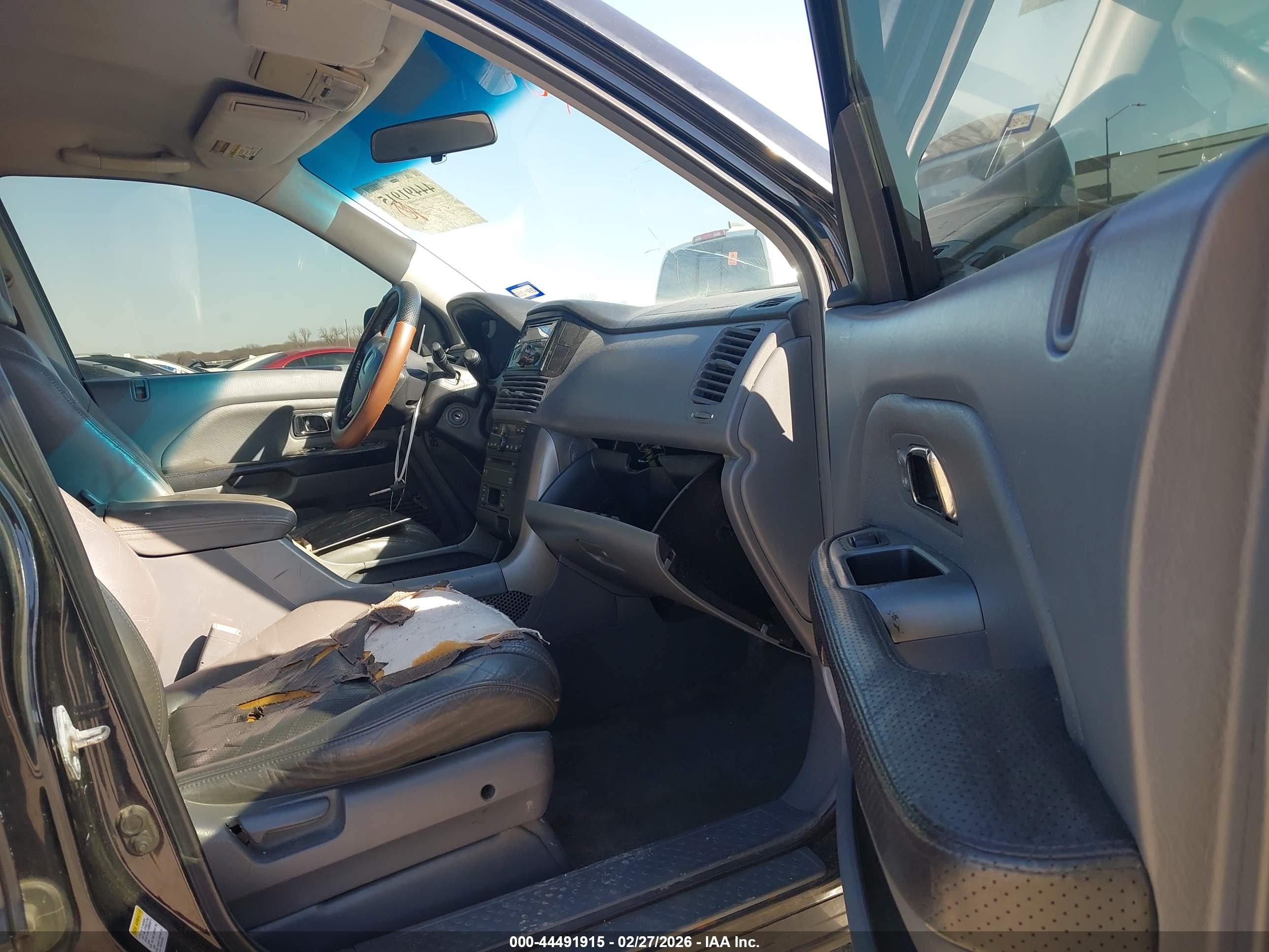 HONDA PILOT image 5