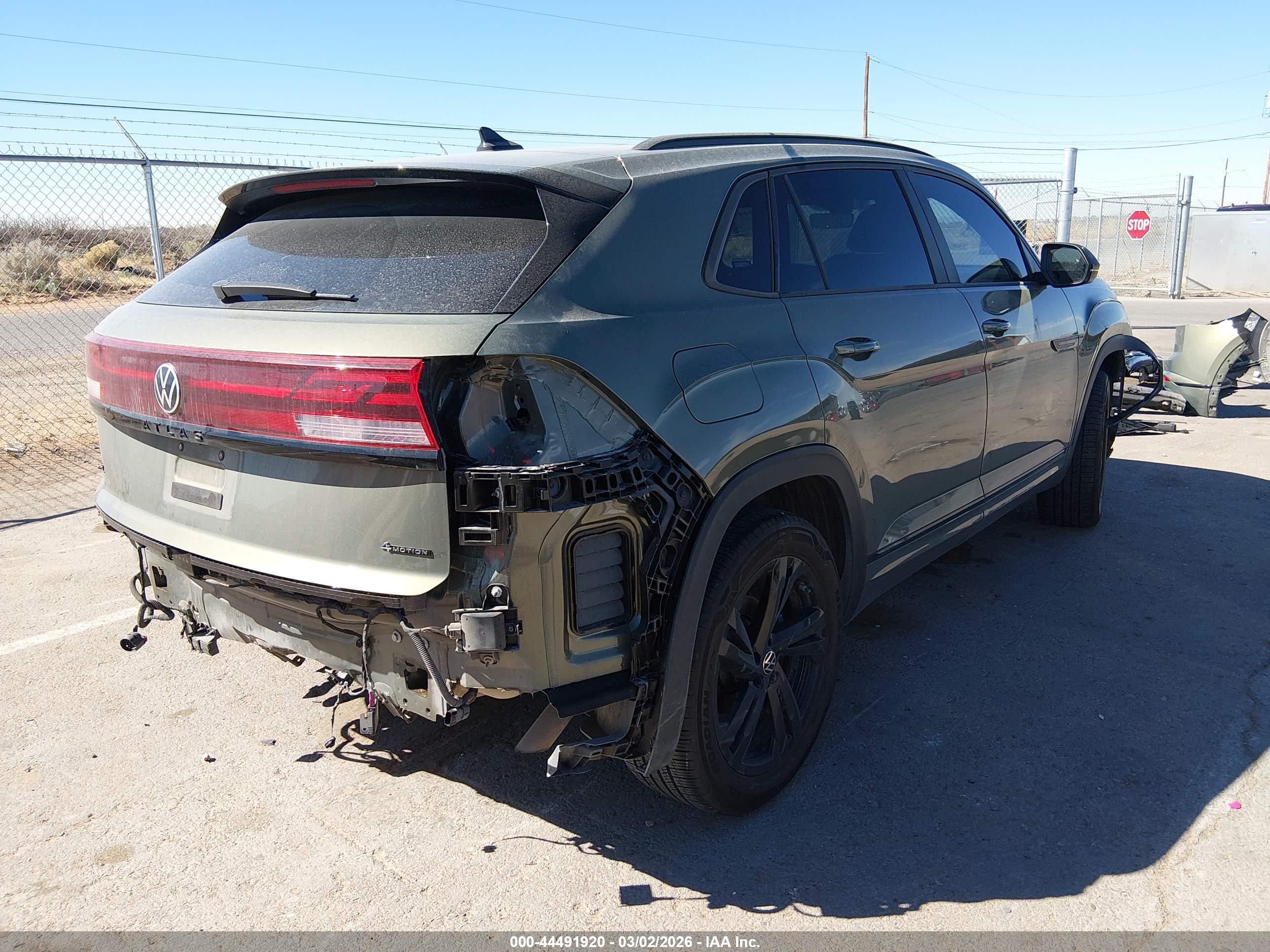 VOLKSWAGEN ATLAS image 4