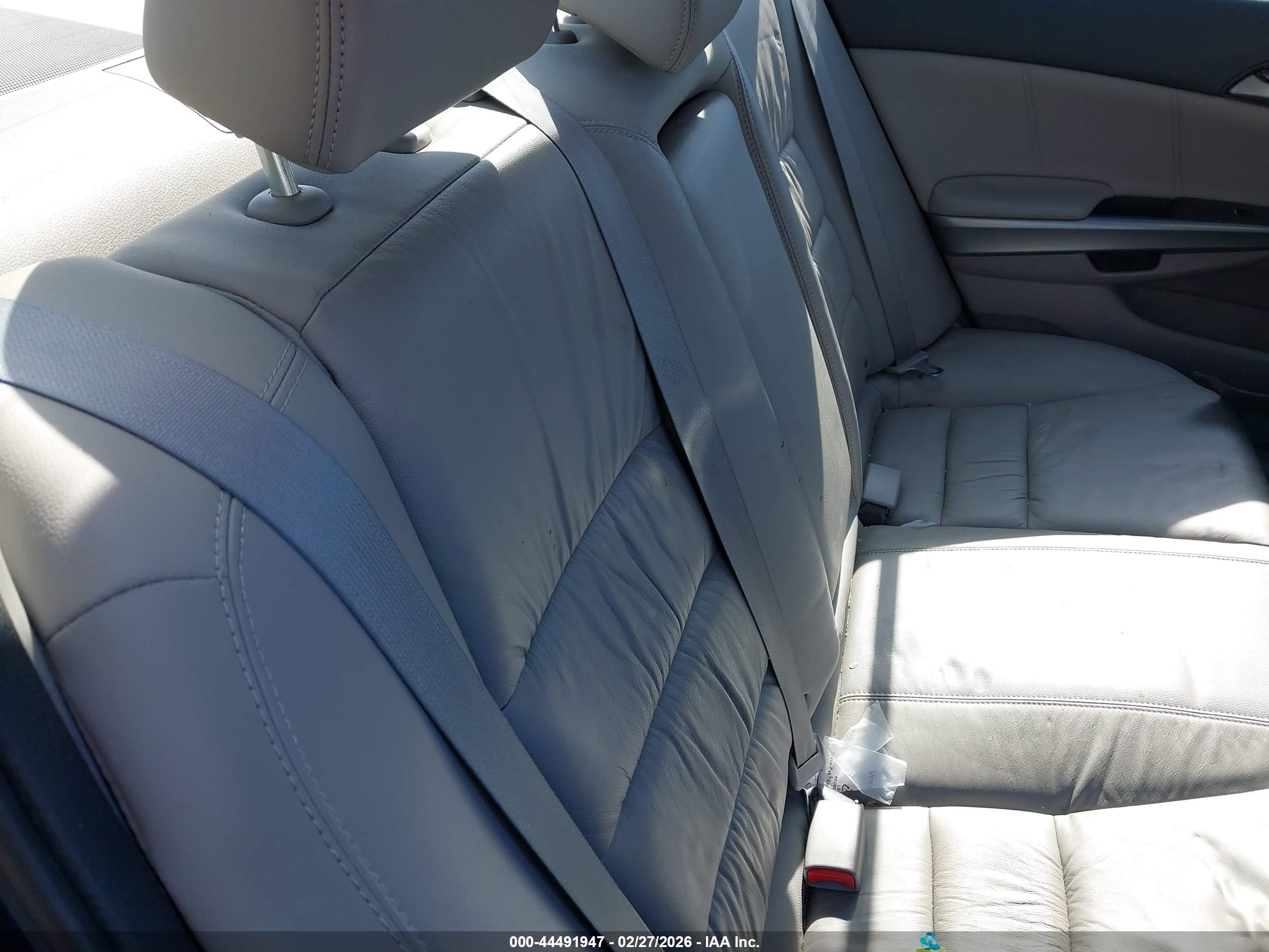 HONDA ACCORD image 8