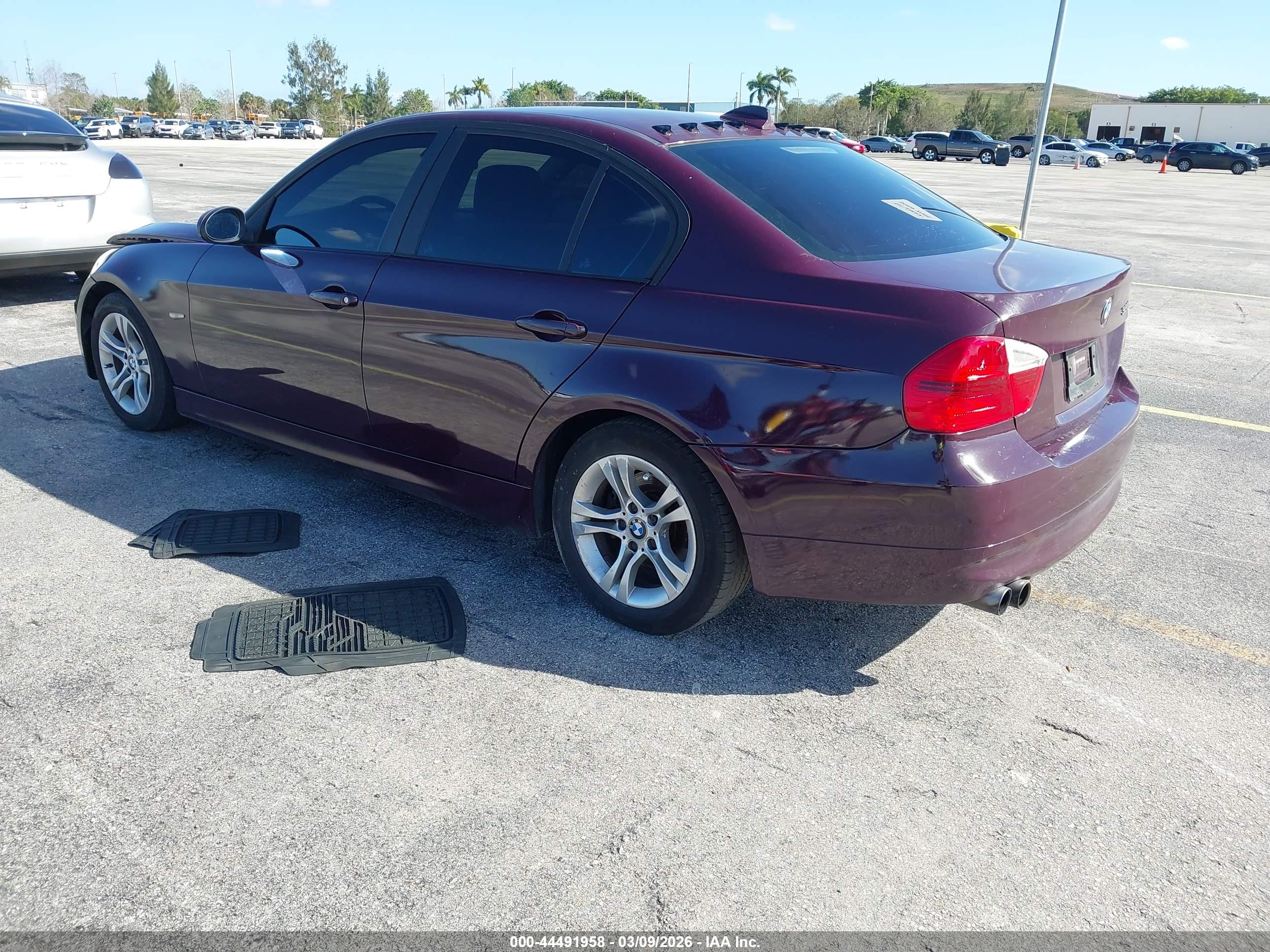 BMW 328I image 3