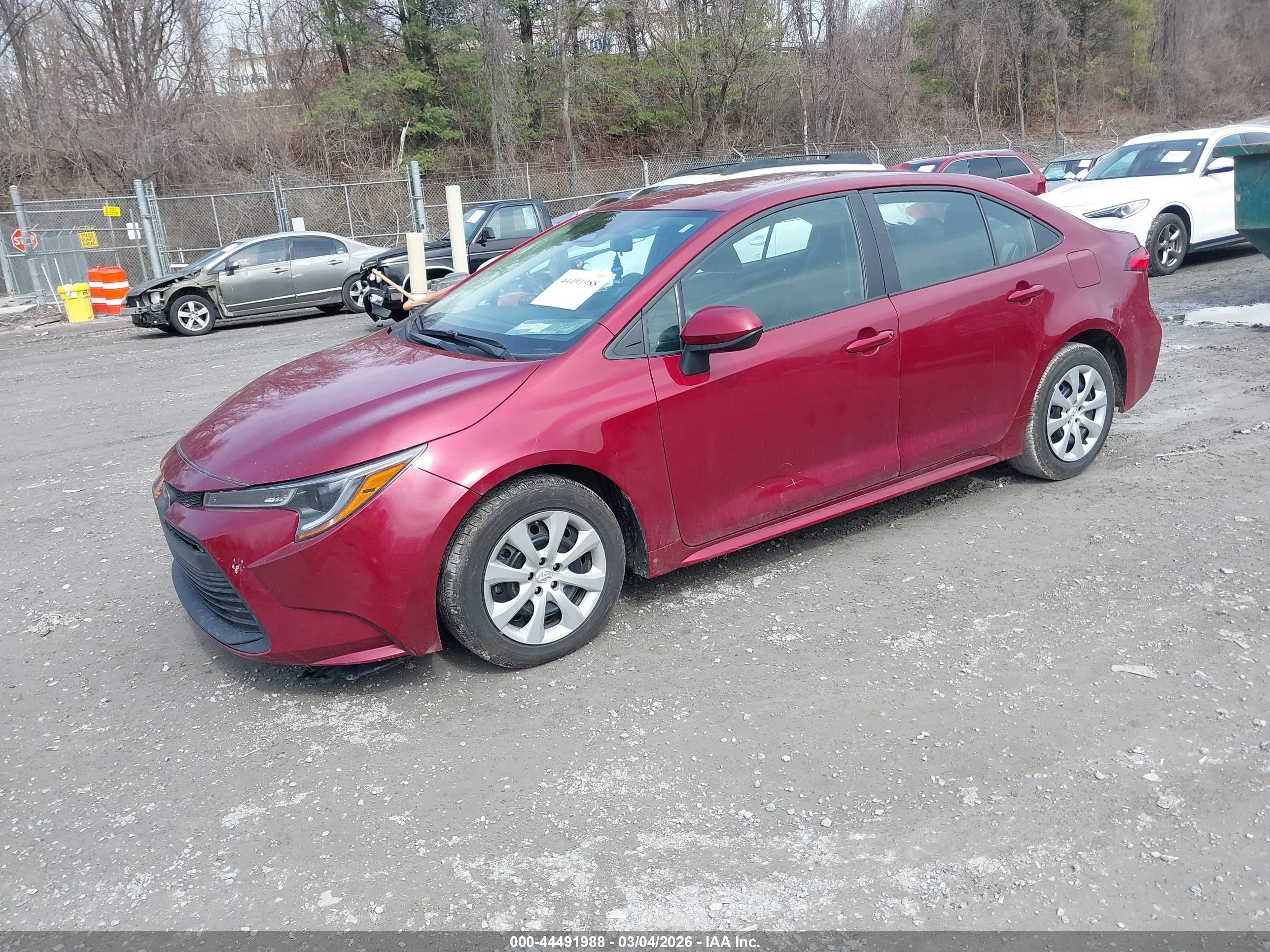TOYOTA COROLLA image 2