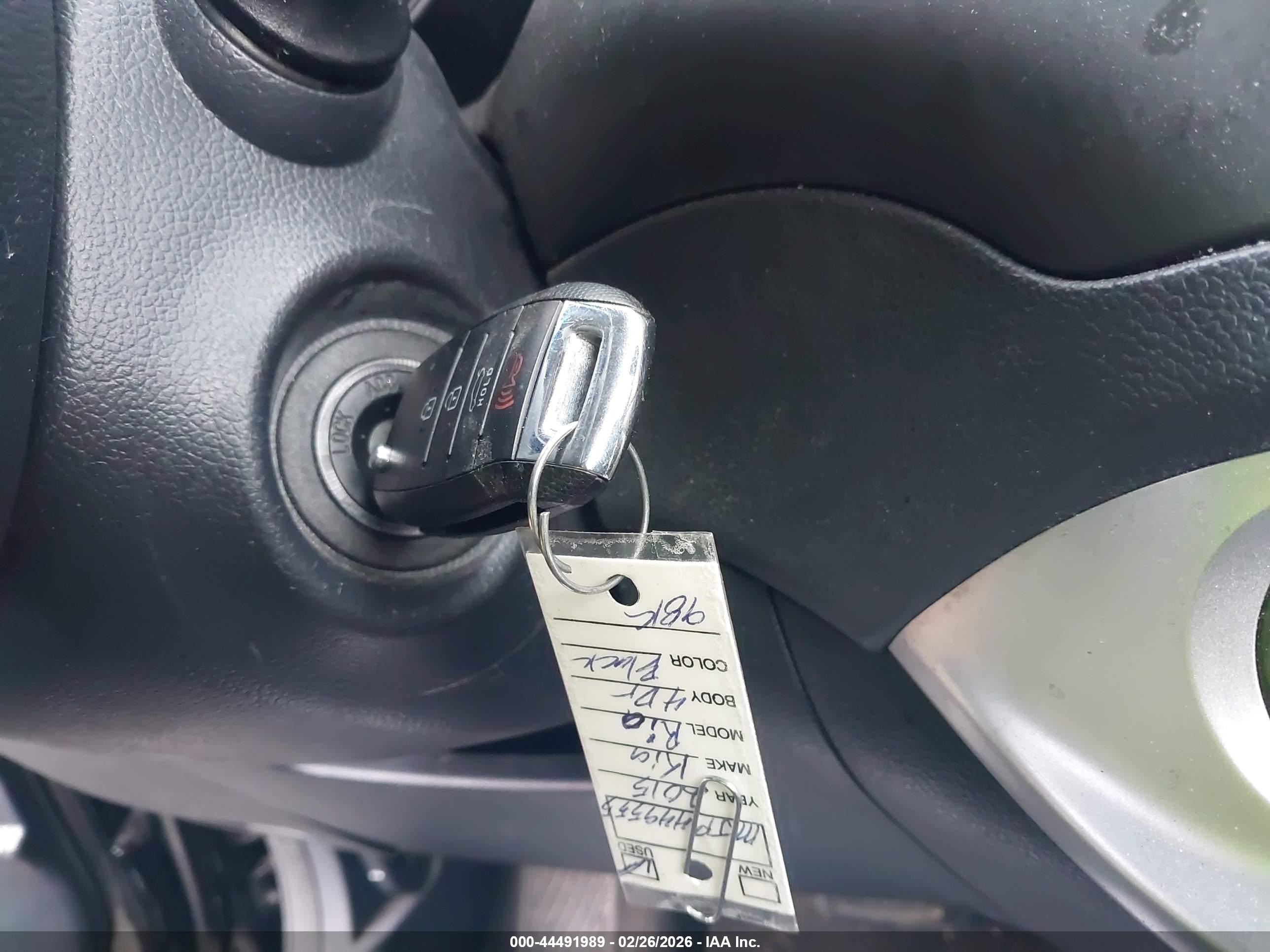 KIA RIO image 11