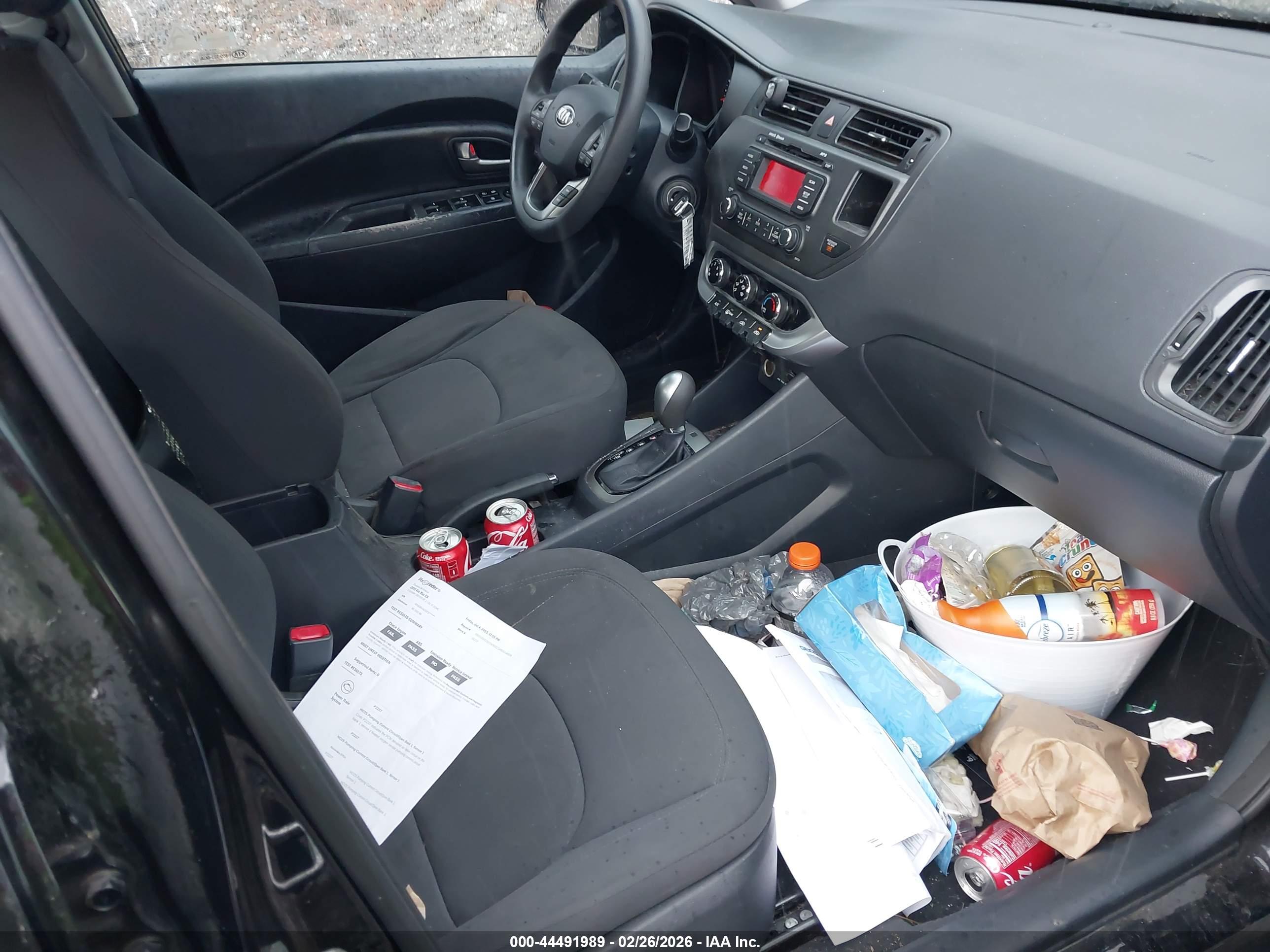 KIA RIO image 5
