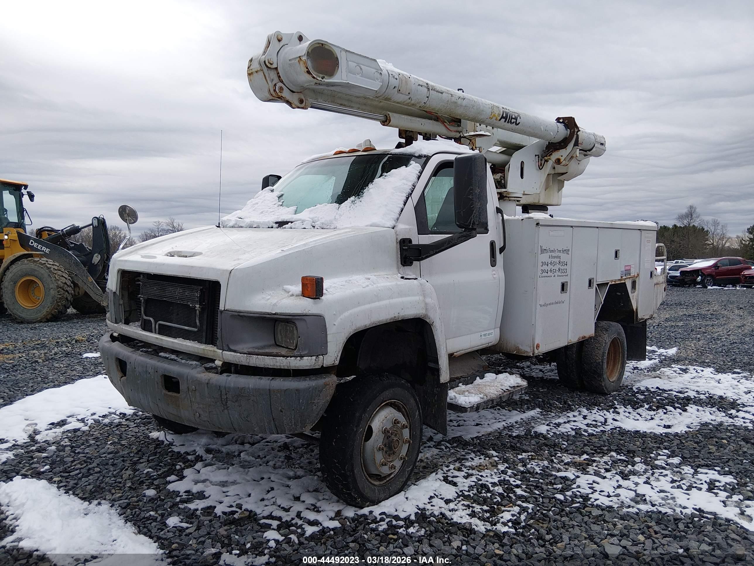 GMC C5500 image 2