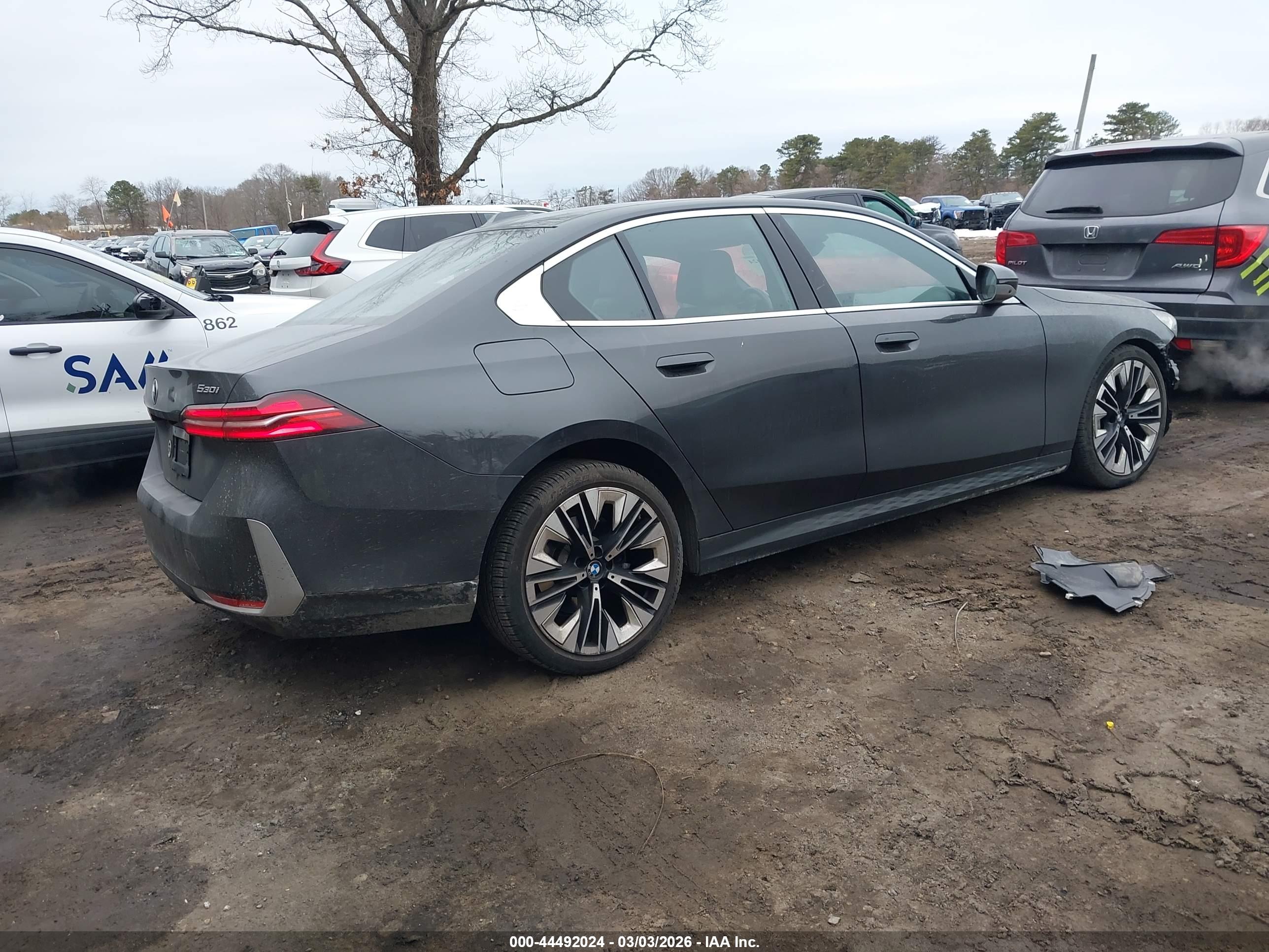 BMW 530I image 4