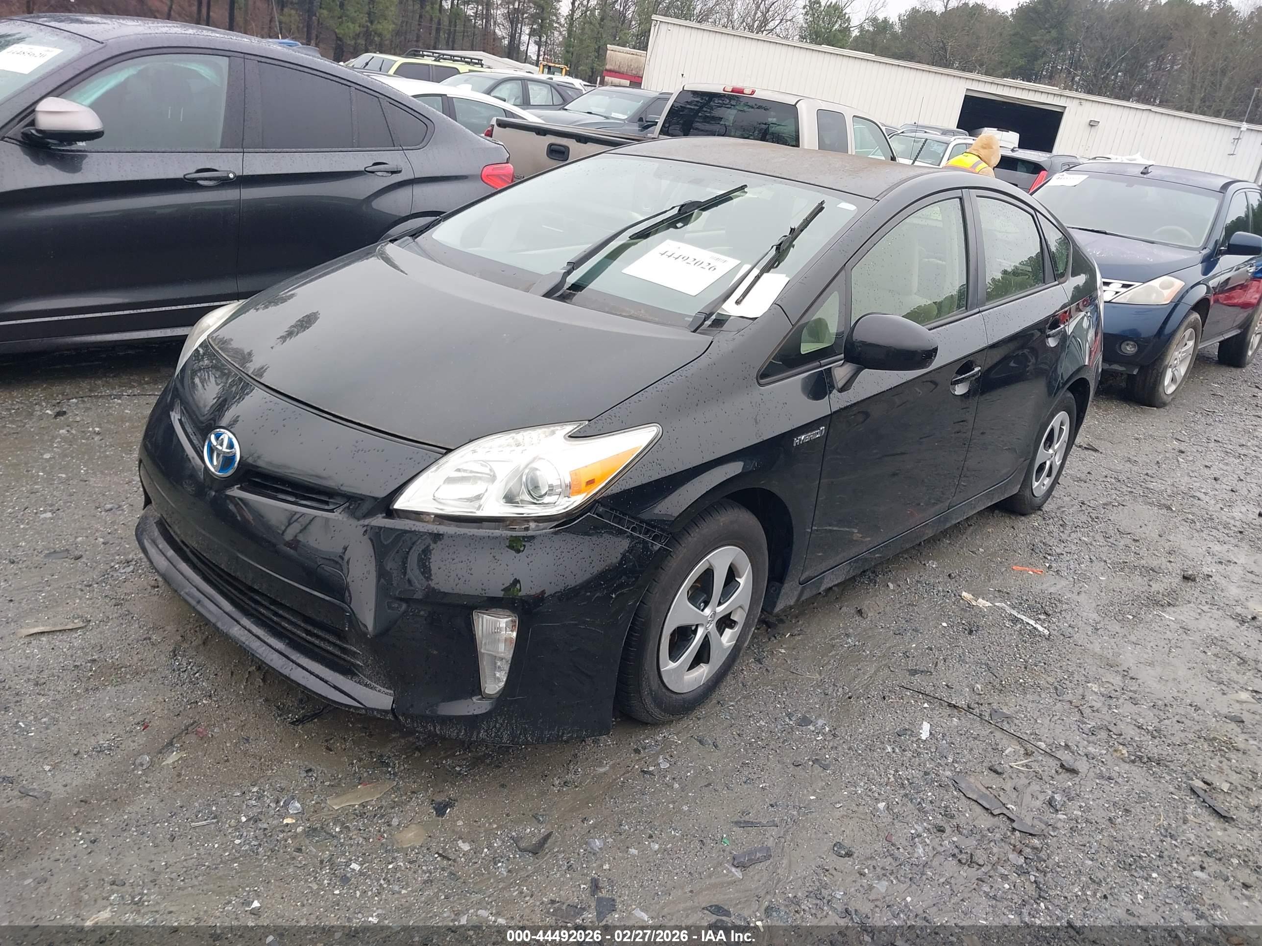 TOYOTA PRIUS image 2