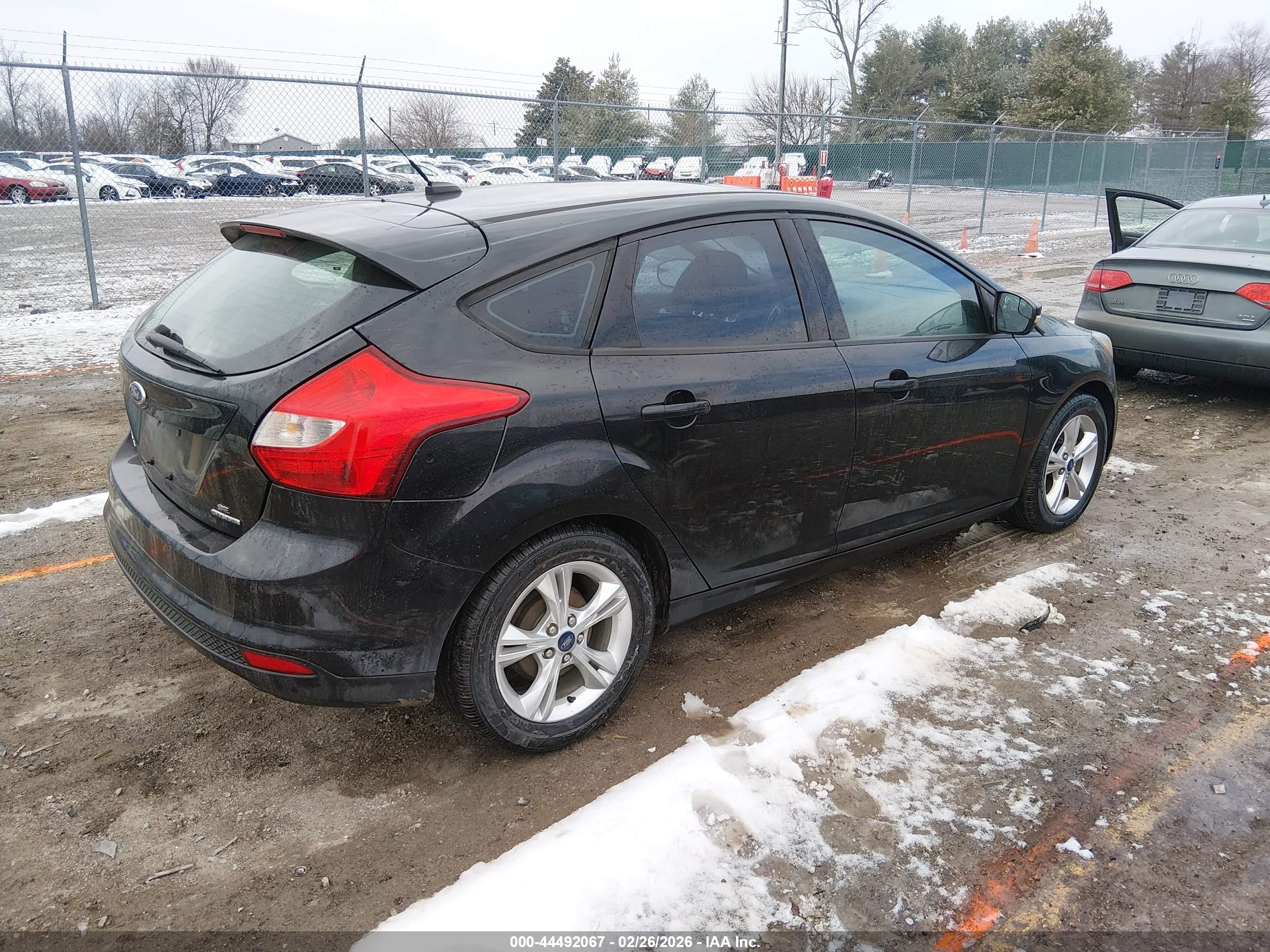 FORD FOCUS image 4