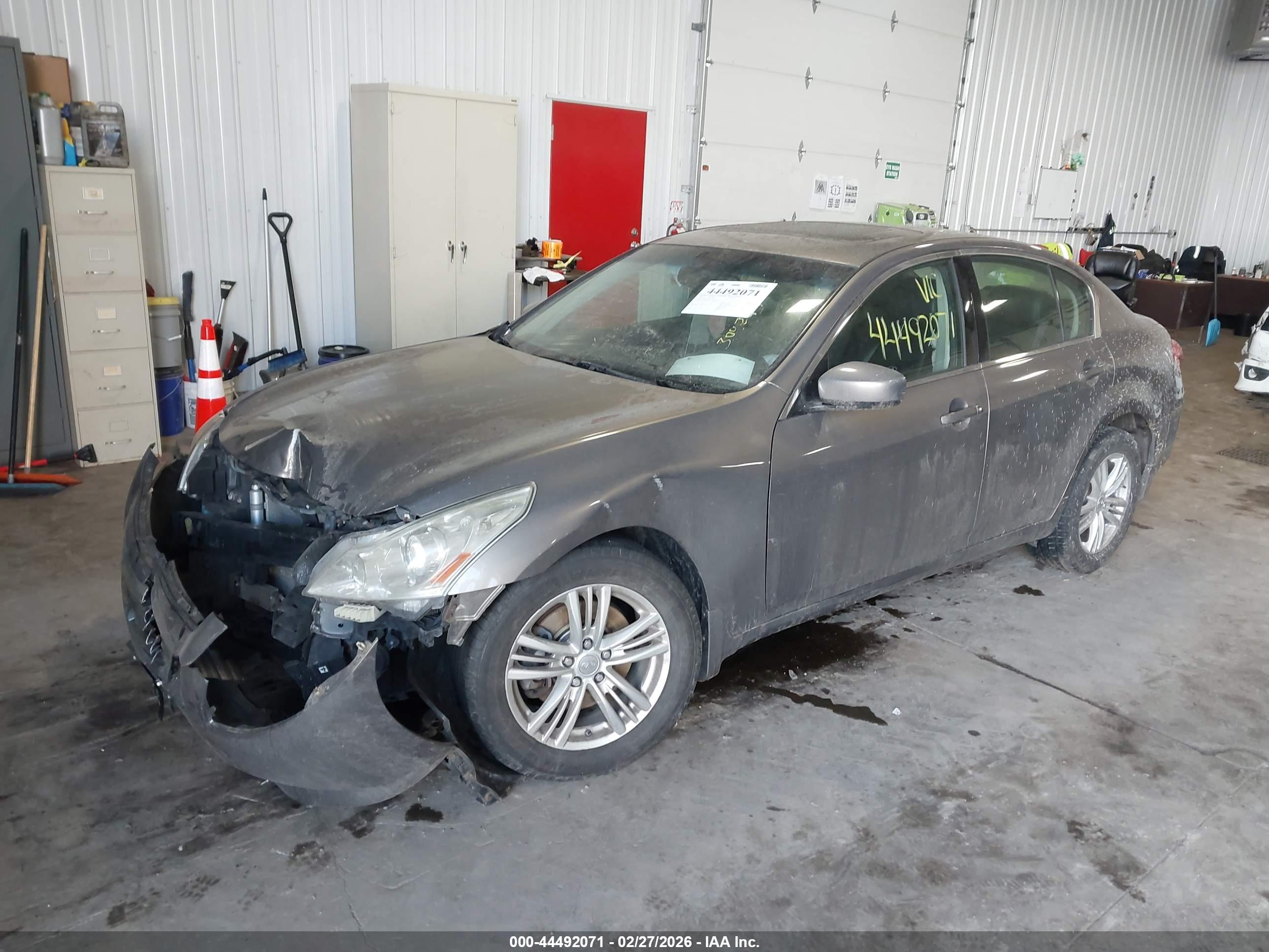 INFINITI G37X image 2