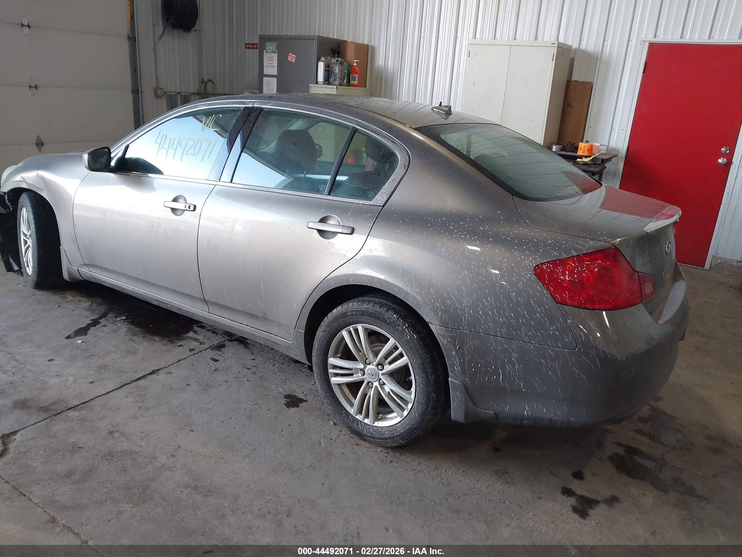 INFINITI G37X image 3