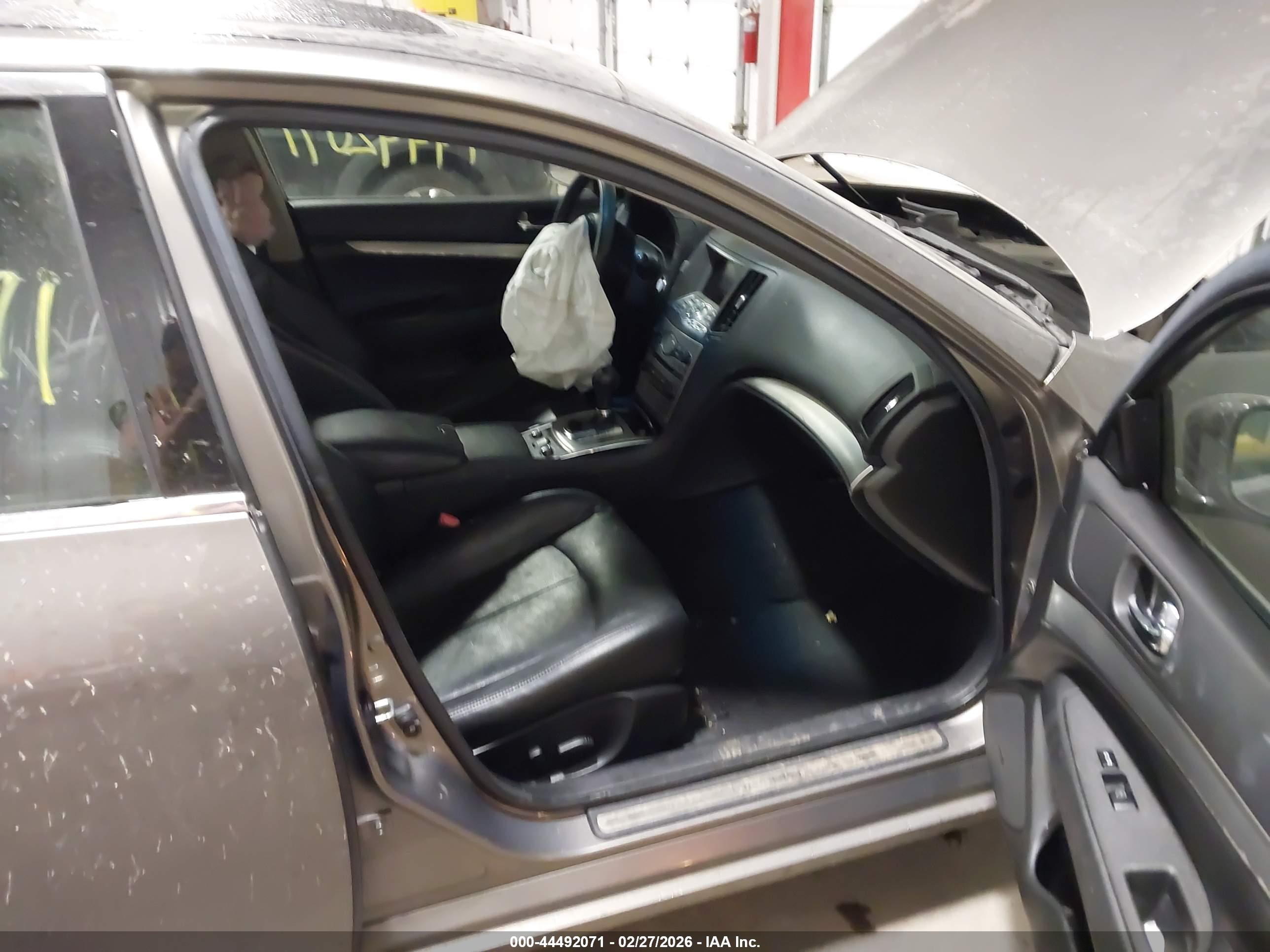 INFINITI G37X image 5
