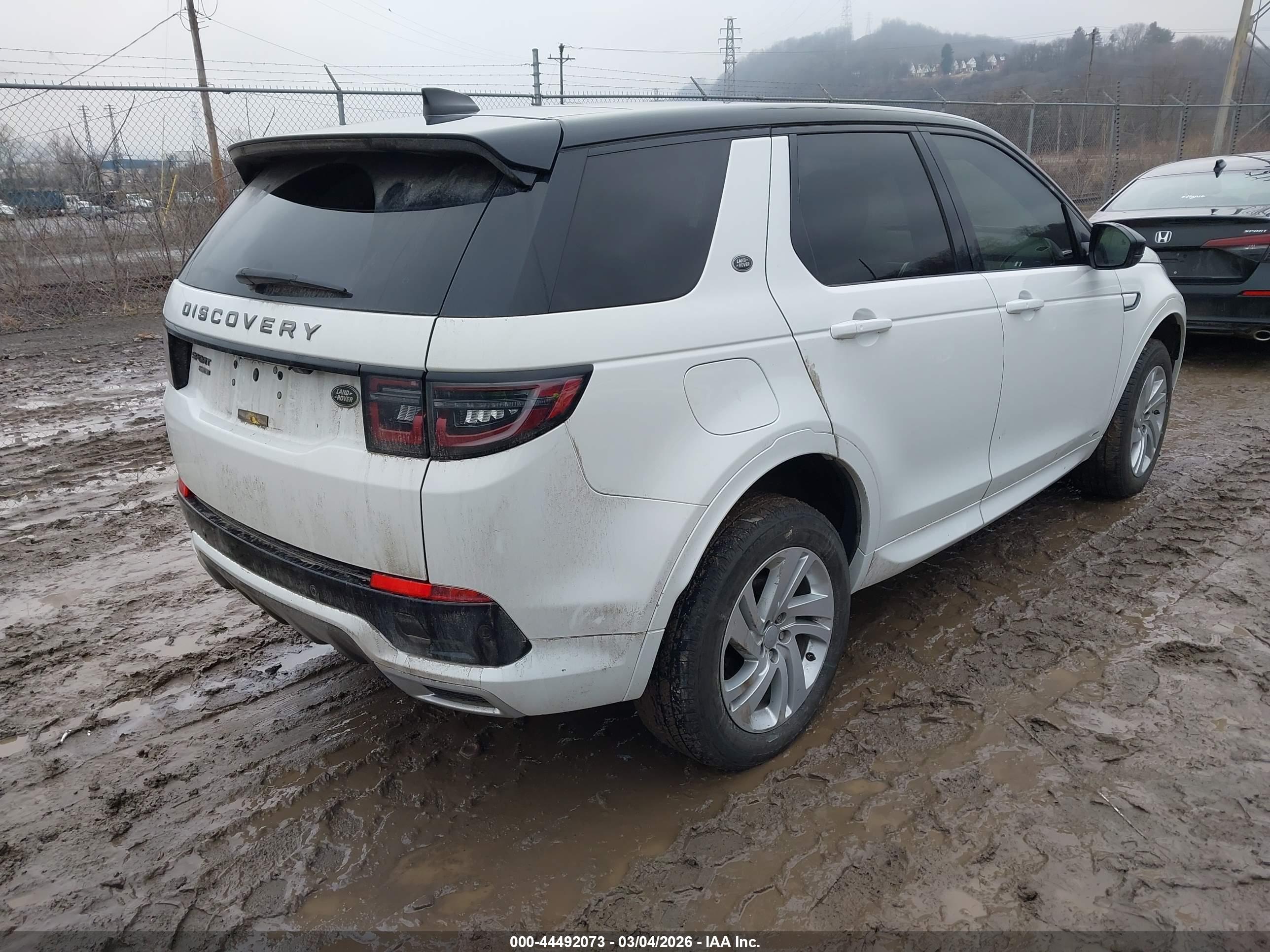 LAND ROVER image 4