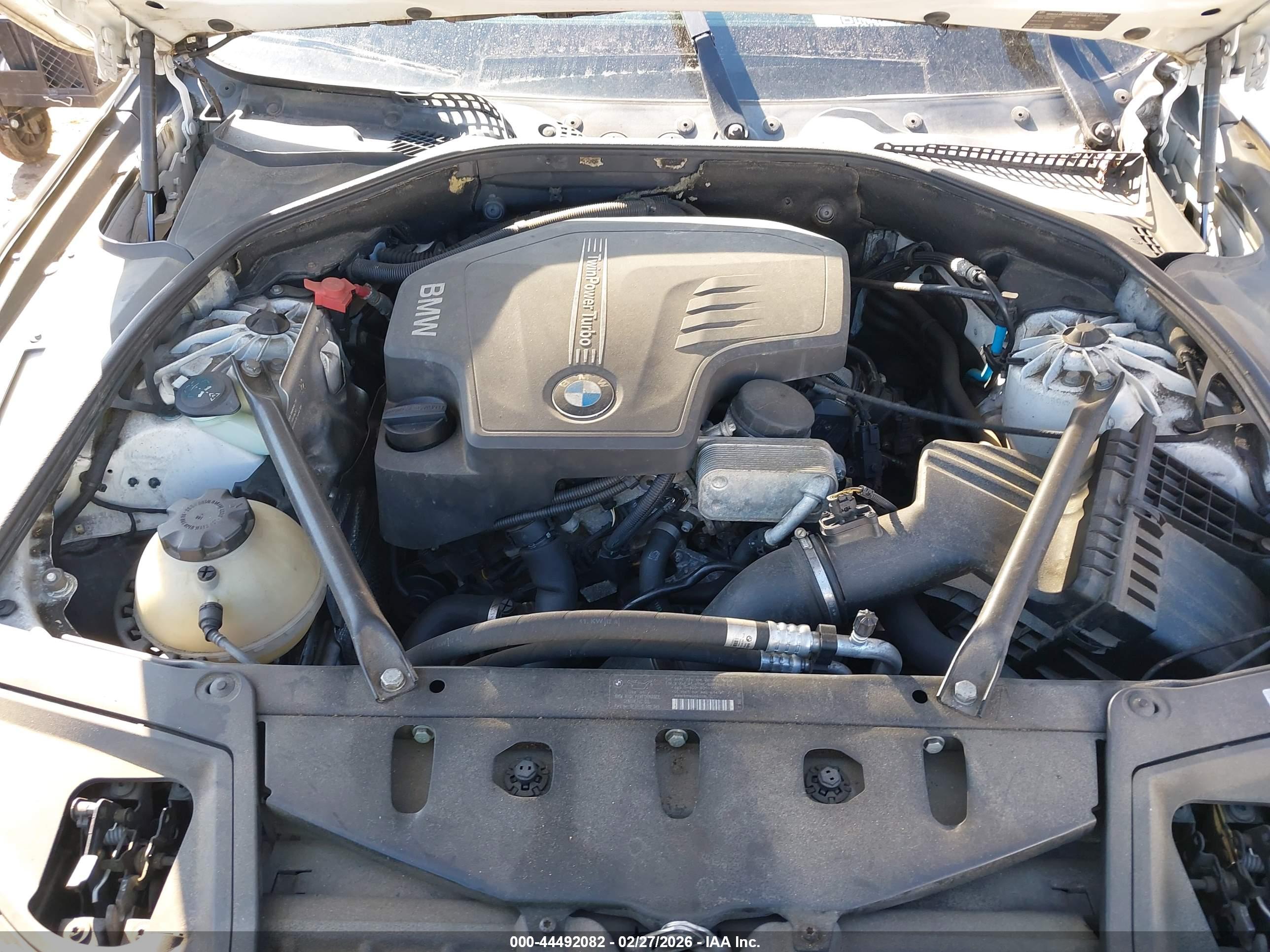BMW 528I image 10