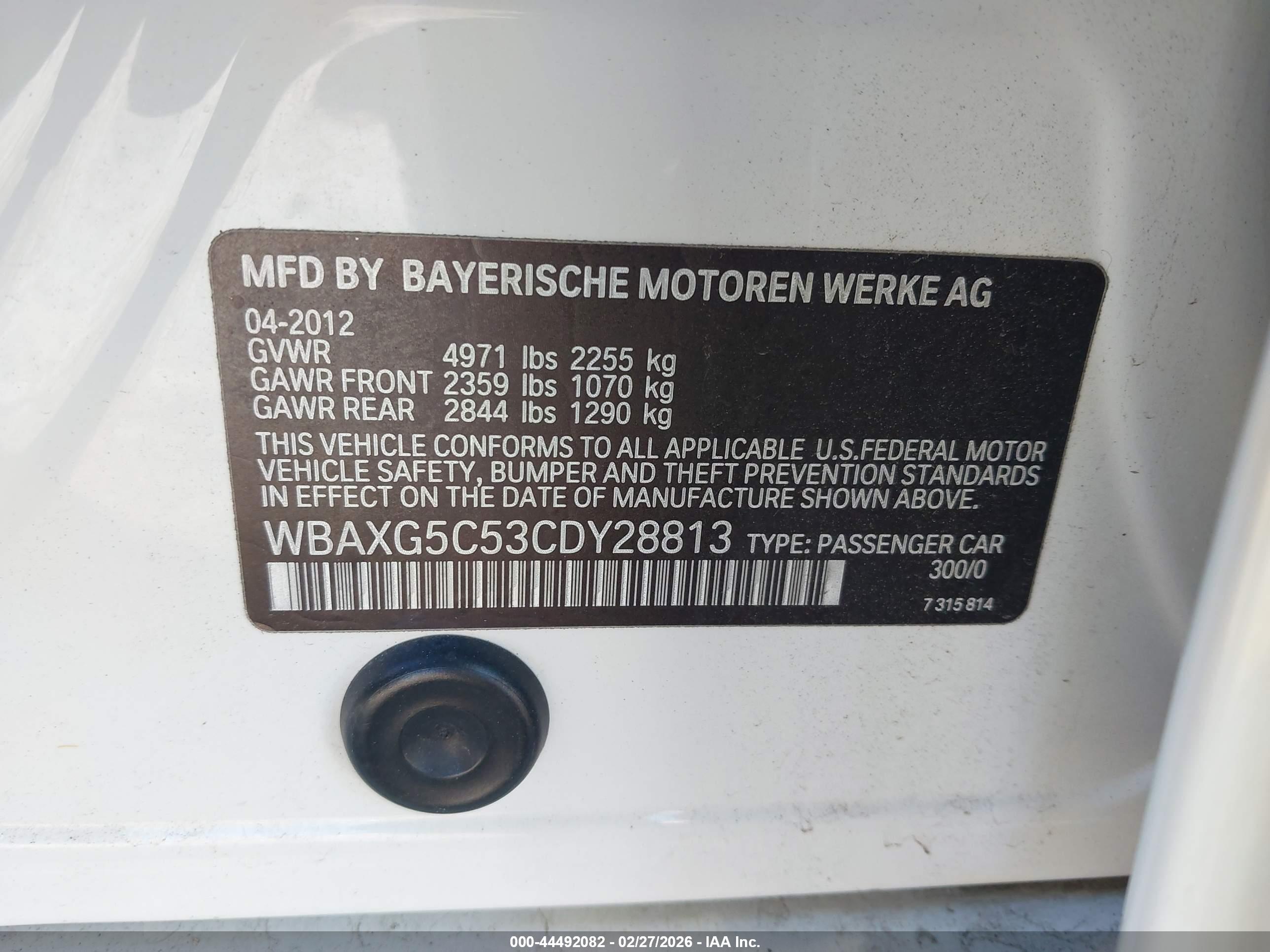 BMW 528I image 9