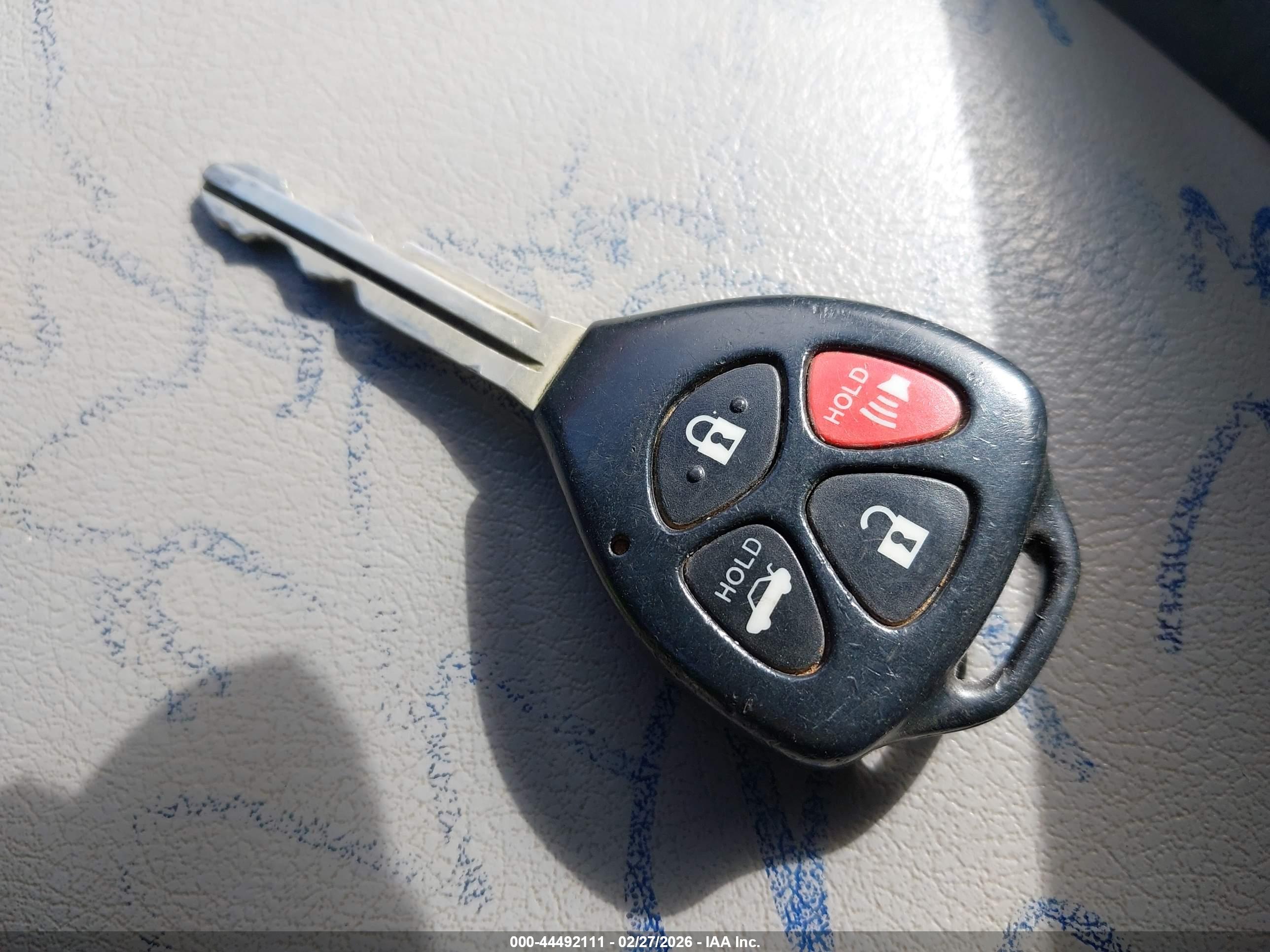 TOYOTA CAMRY image 11