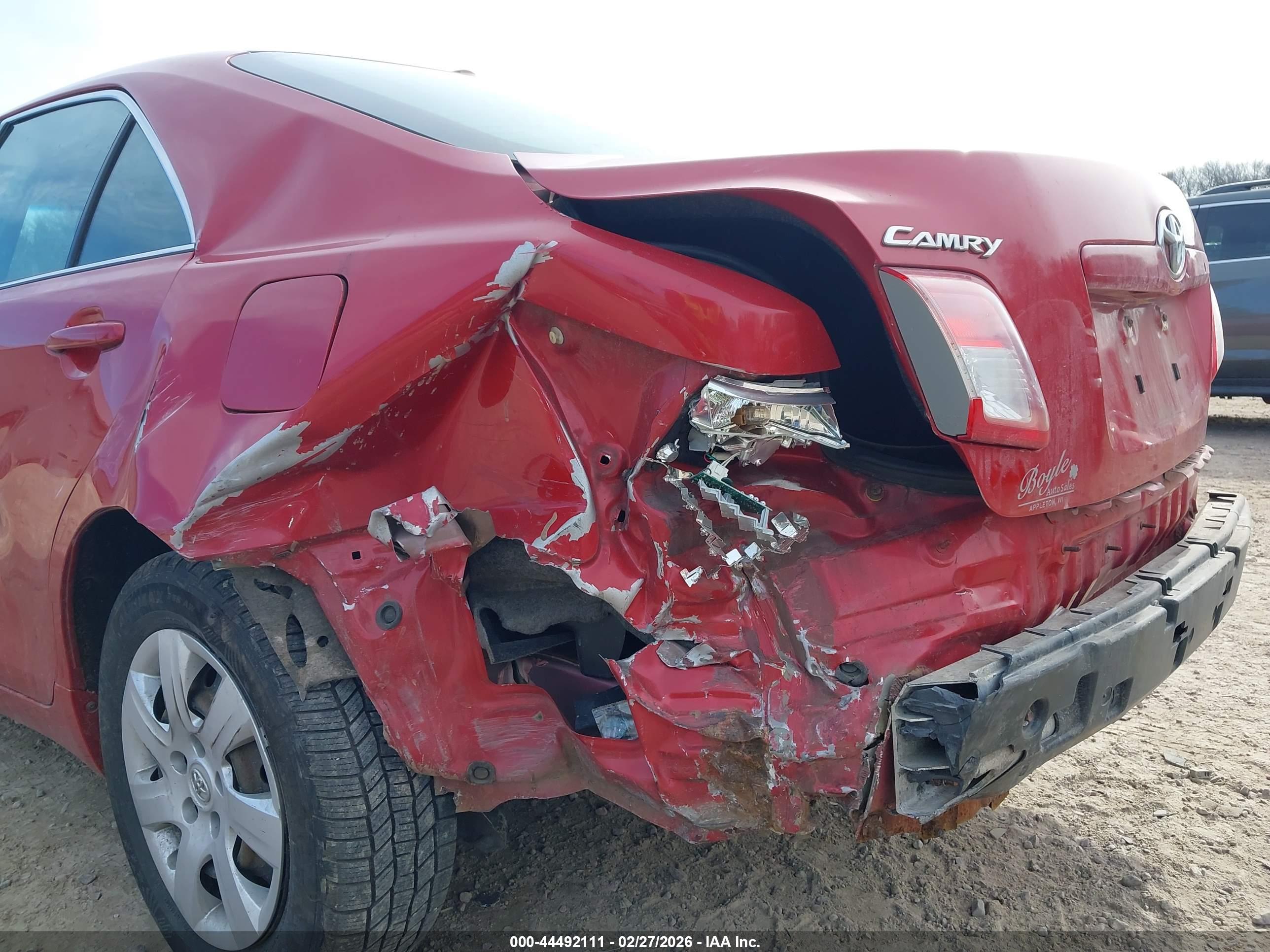 TOYOTA CAMRY image 6