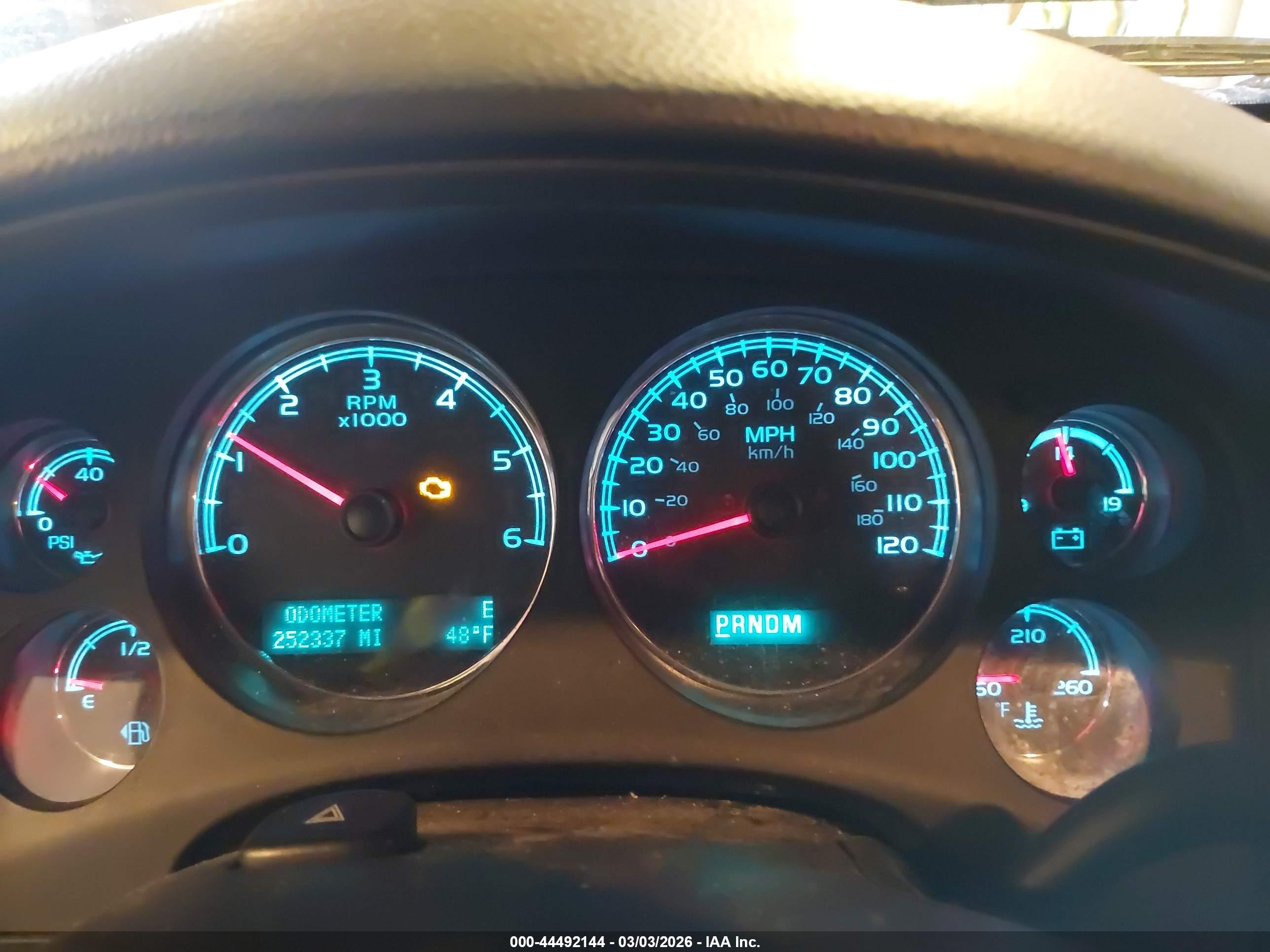 GMC YUKON image 7