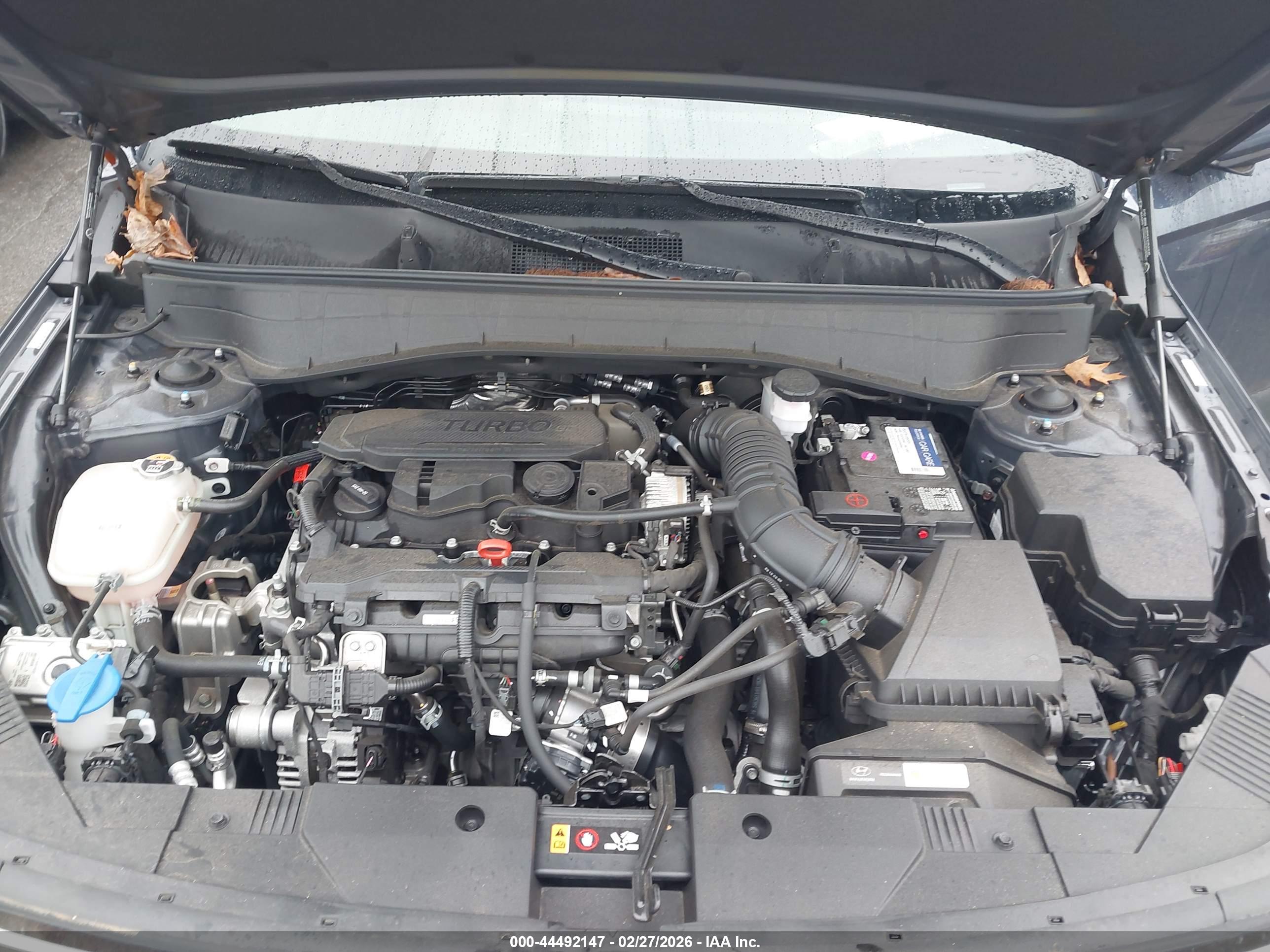 HYUNDAI KONA image 10