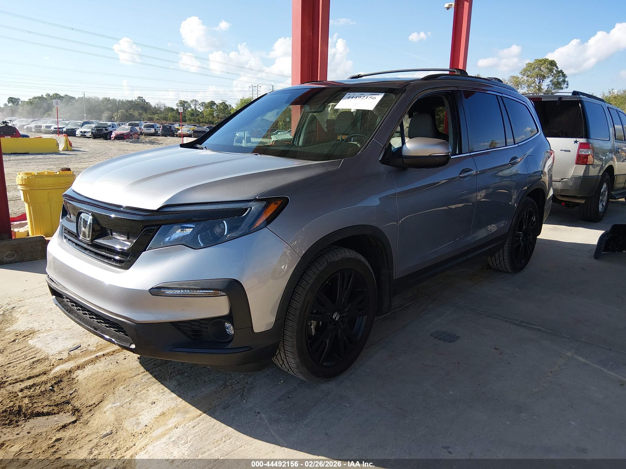 HONDA PILOT image 2