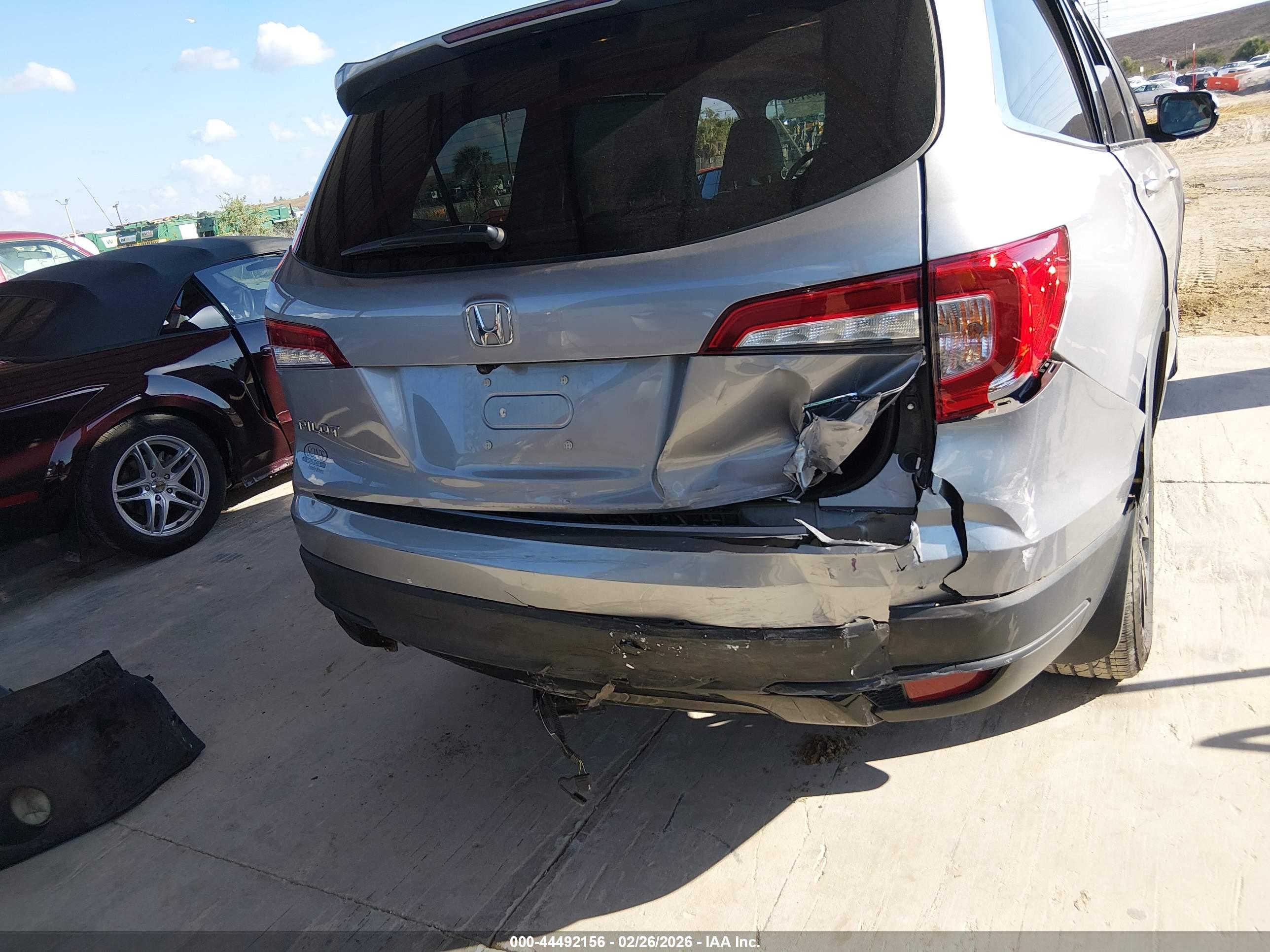 HONDA PILOT image 6