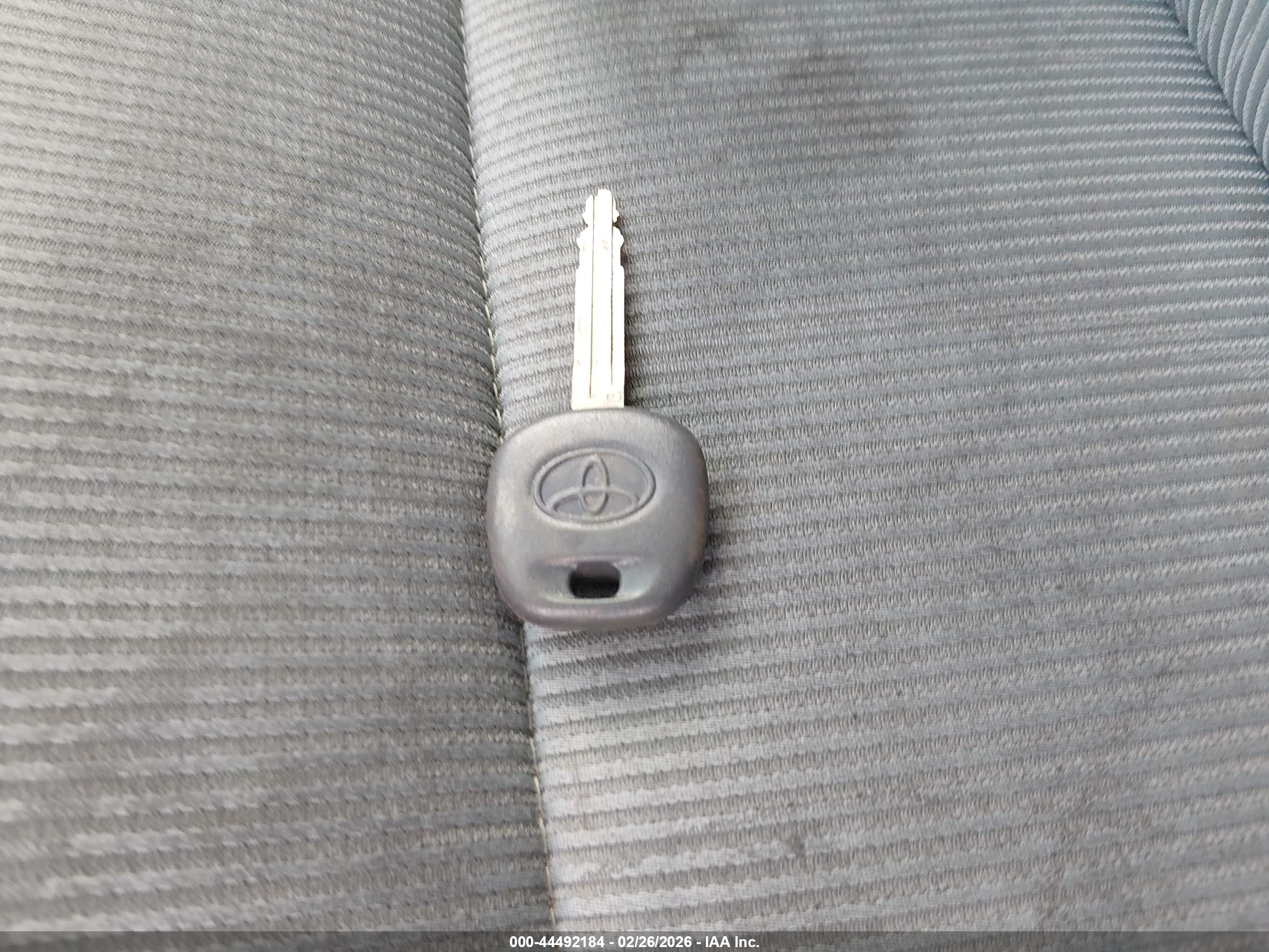 TOYOTA PRIUS image 11