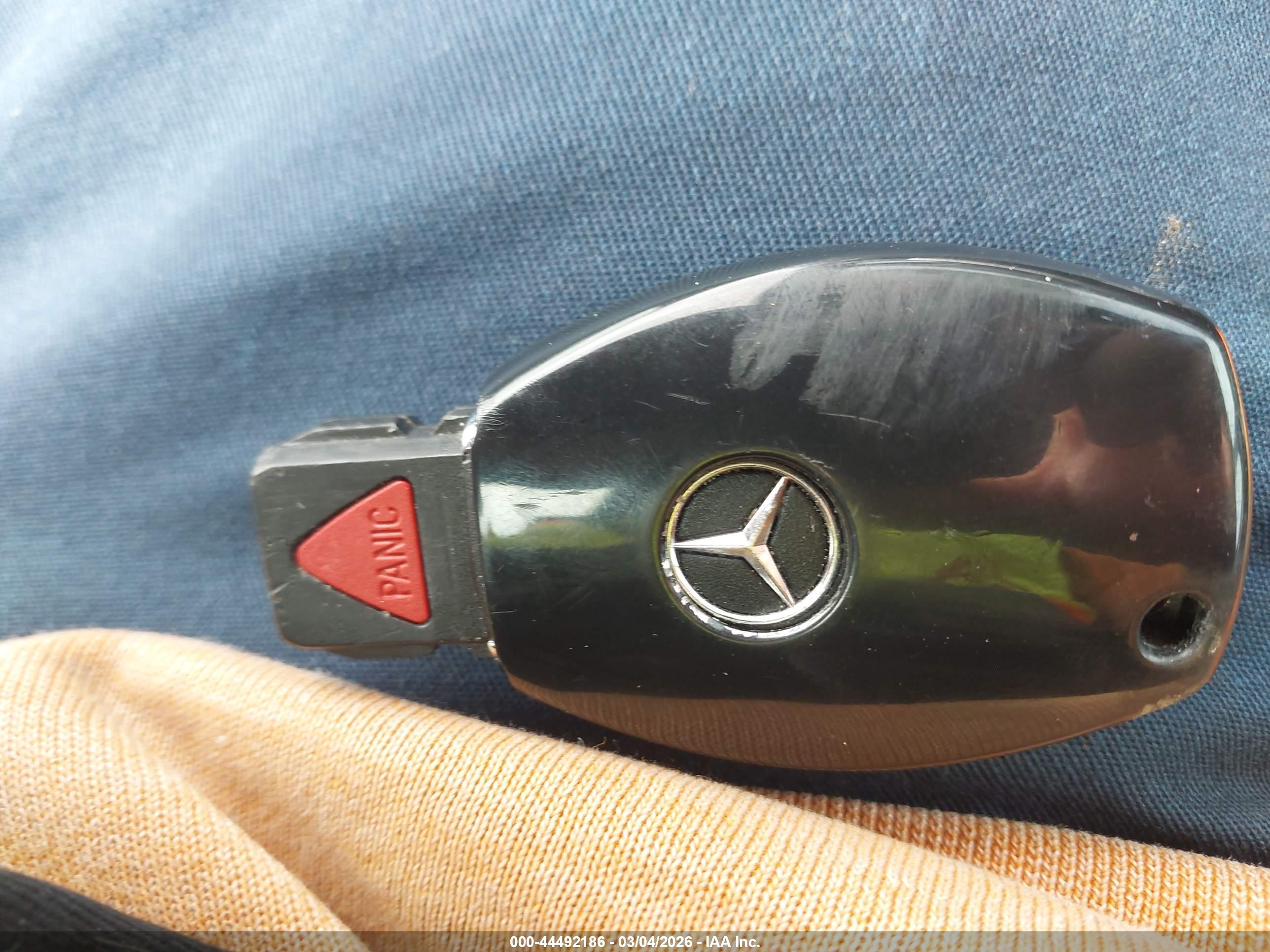 MERCEDES-BENZ C image 11