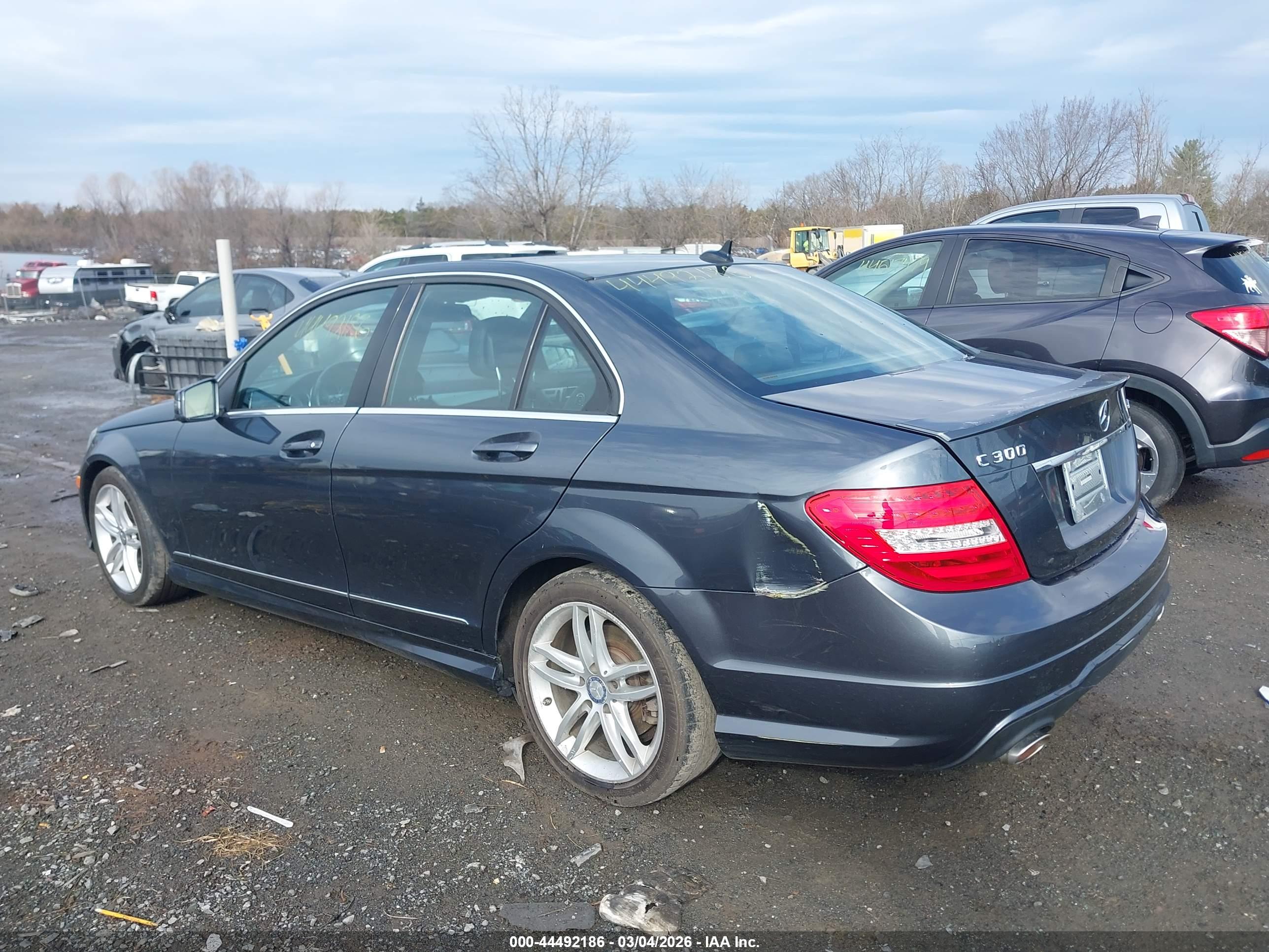 MERCEDES-BENZ C image 3