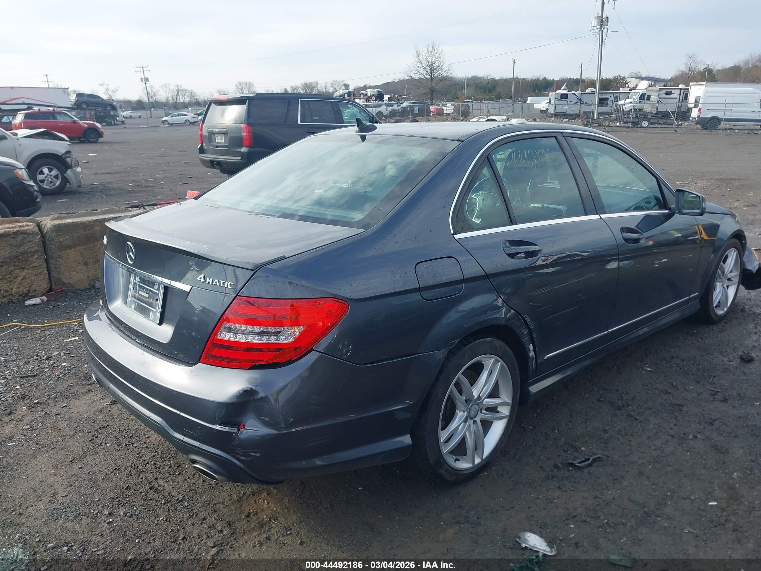 MERCEDES-BENZ C image 4