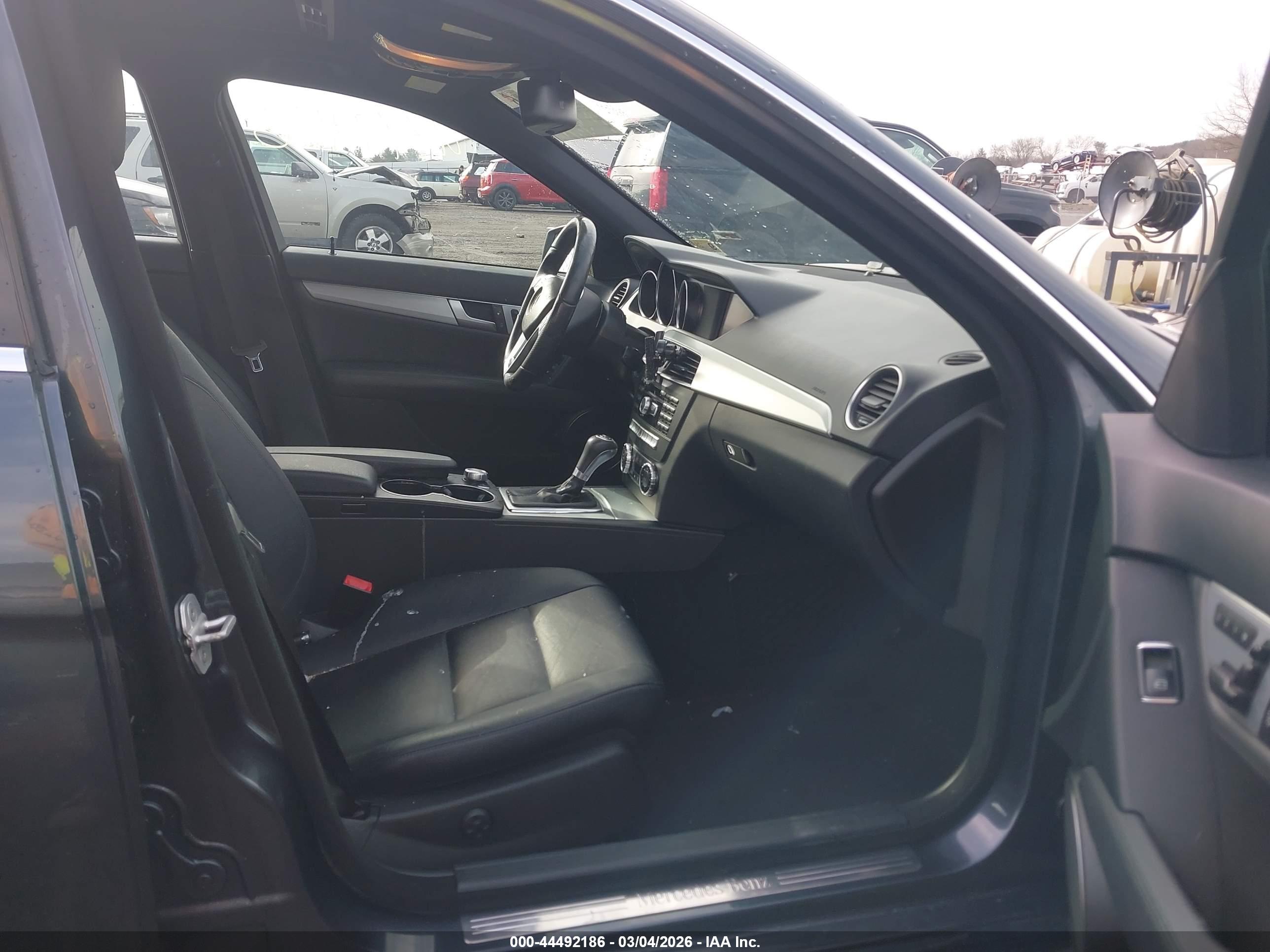 MERCEDES-BENZ C image 5